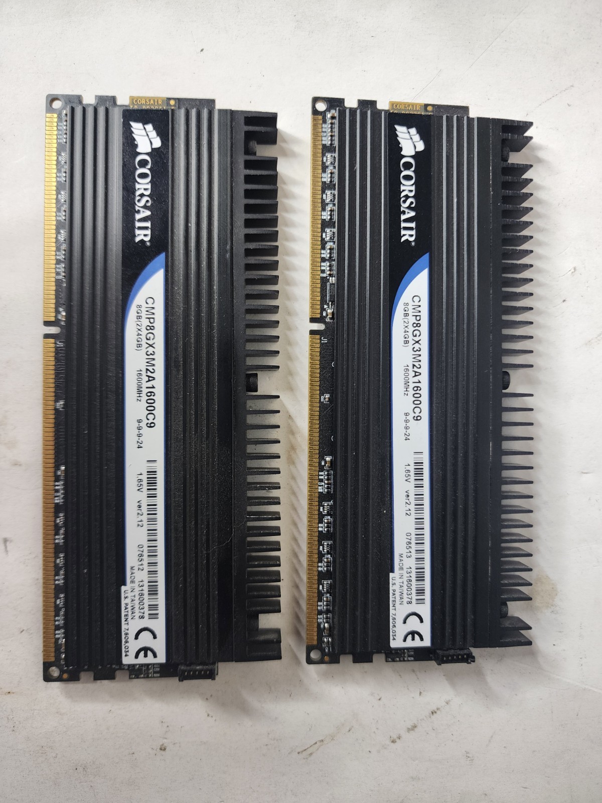 2 Sticks Cosair Dominator CMP8GX3M2A1600C9 8gb(2×4) 1600MHz CL 9-9-9-24