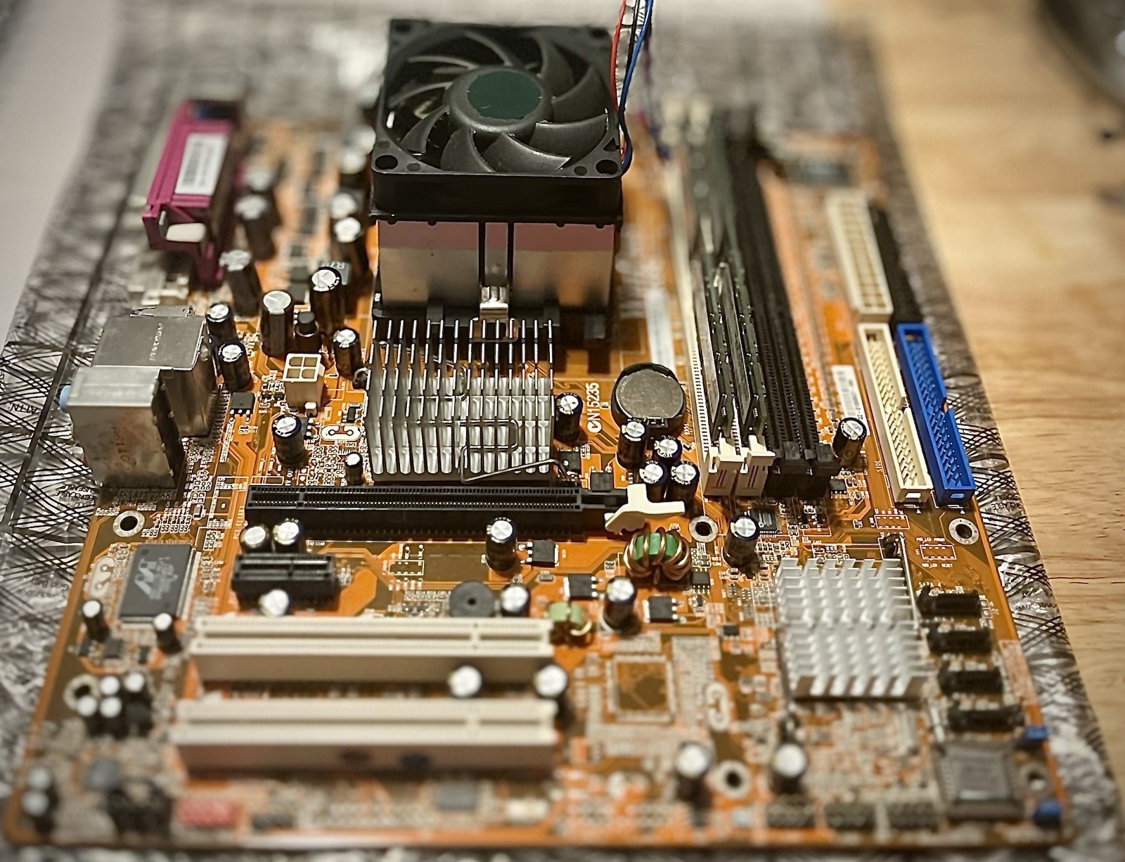 Foxconn 6150BK8MC WinFast AMD Athlon 64 RAM NVIDIA GeForce Complete Retro PC MB