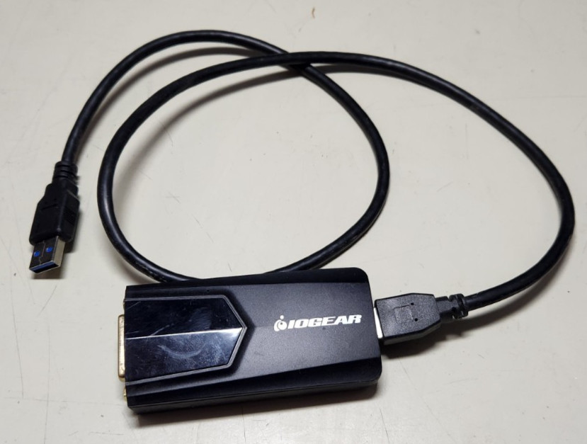 IOGEAR USB 2.0 to DVI External Video Card GUC3020DW6