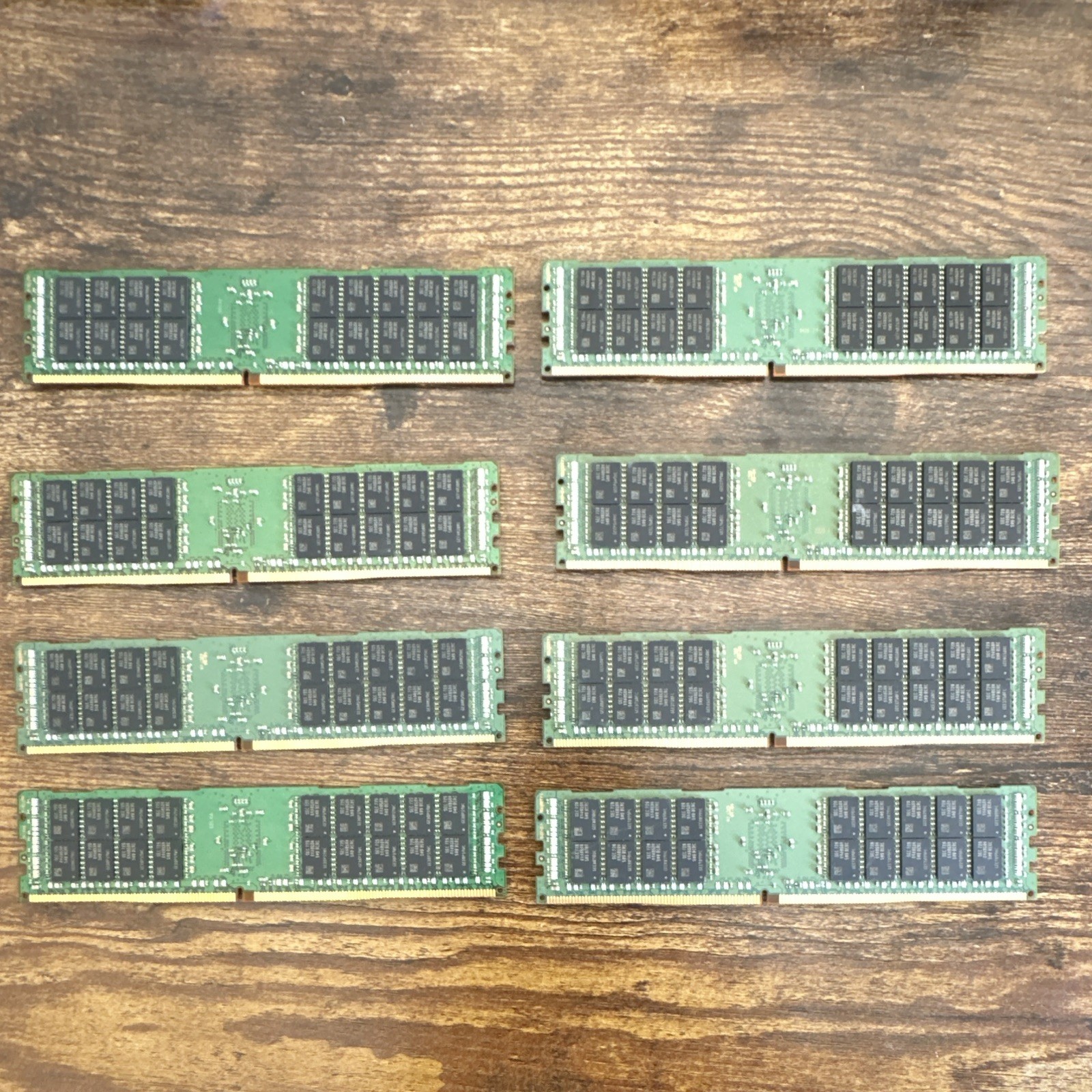 Innodisk 256GB (8x32GB) DDR4 ECC RDIMM 288-Pin PC4-19200 M4AR0BGS3GCSJ