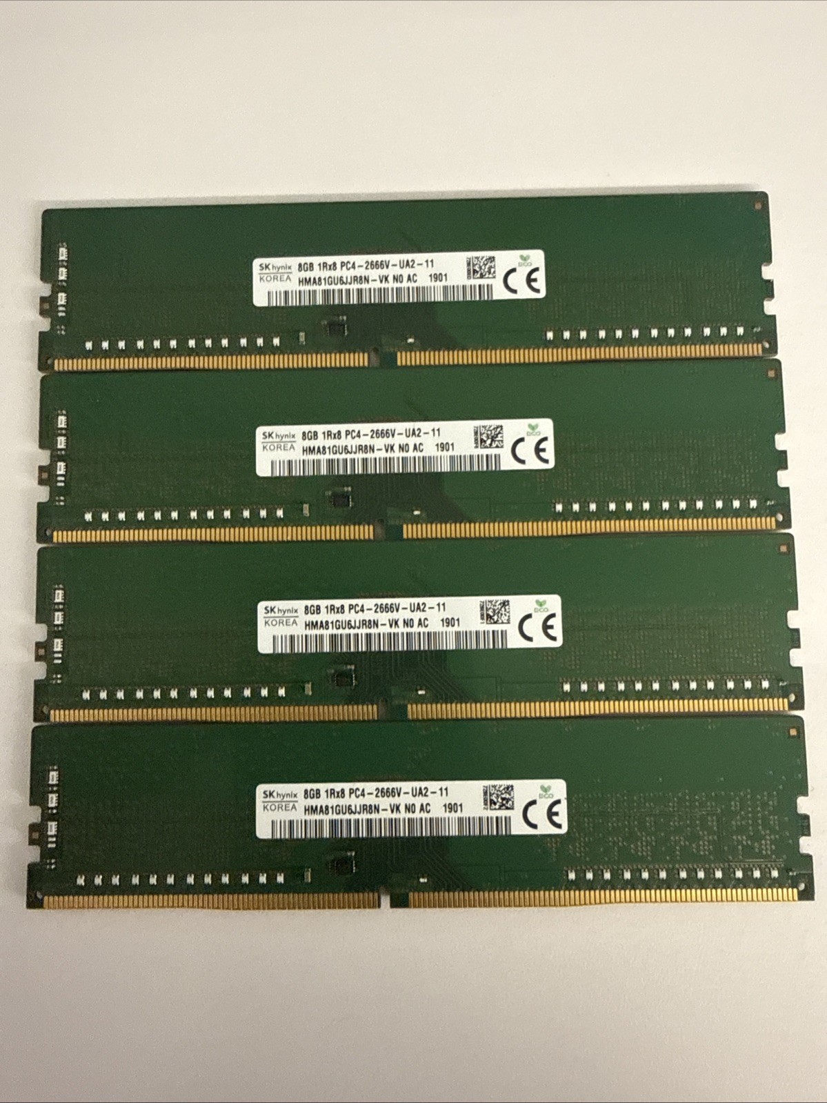 SK hynix 32GB (4x8GB) DDR4 DIMM PC4-2666V 288-Pin HMA81GU6CJR8N-VK