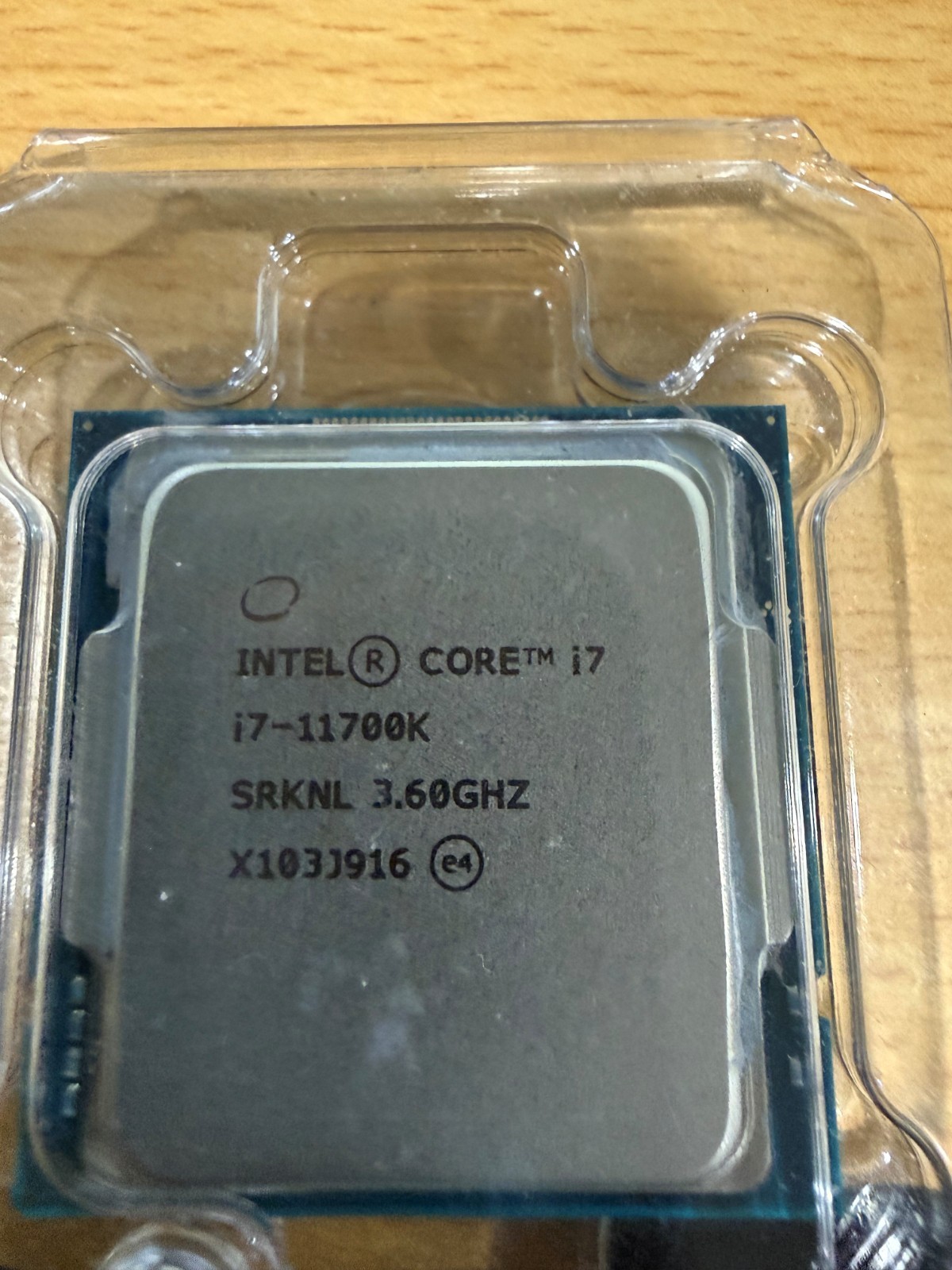 Intel Core i7-11700K Processor 3.6 GHz, 8 Cores, Socket FCLGA1200)