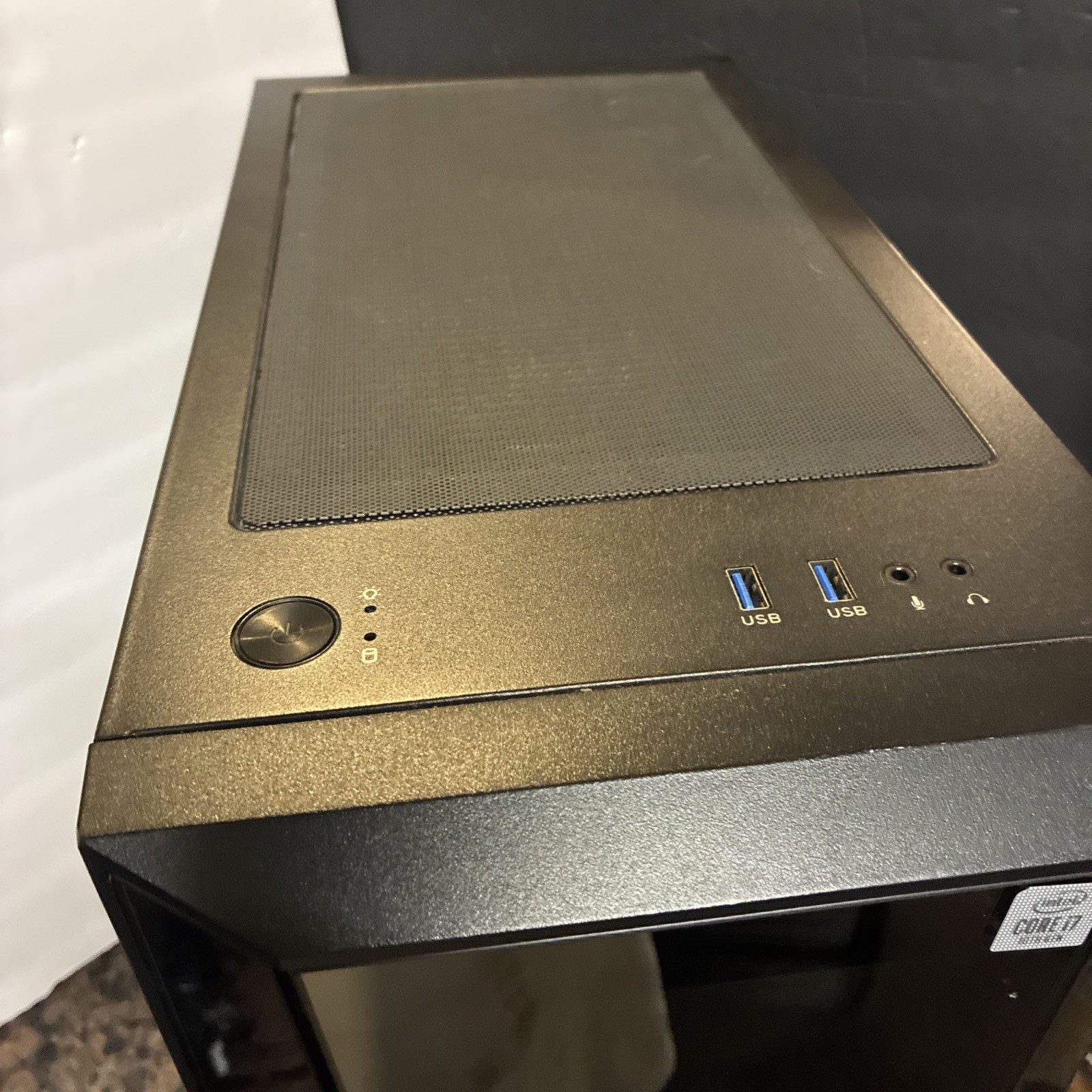 iBUYPOWER Trace 7 Mesh Pro Mirrored ARGB Gaming Case with 4 Fans