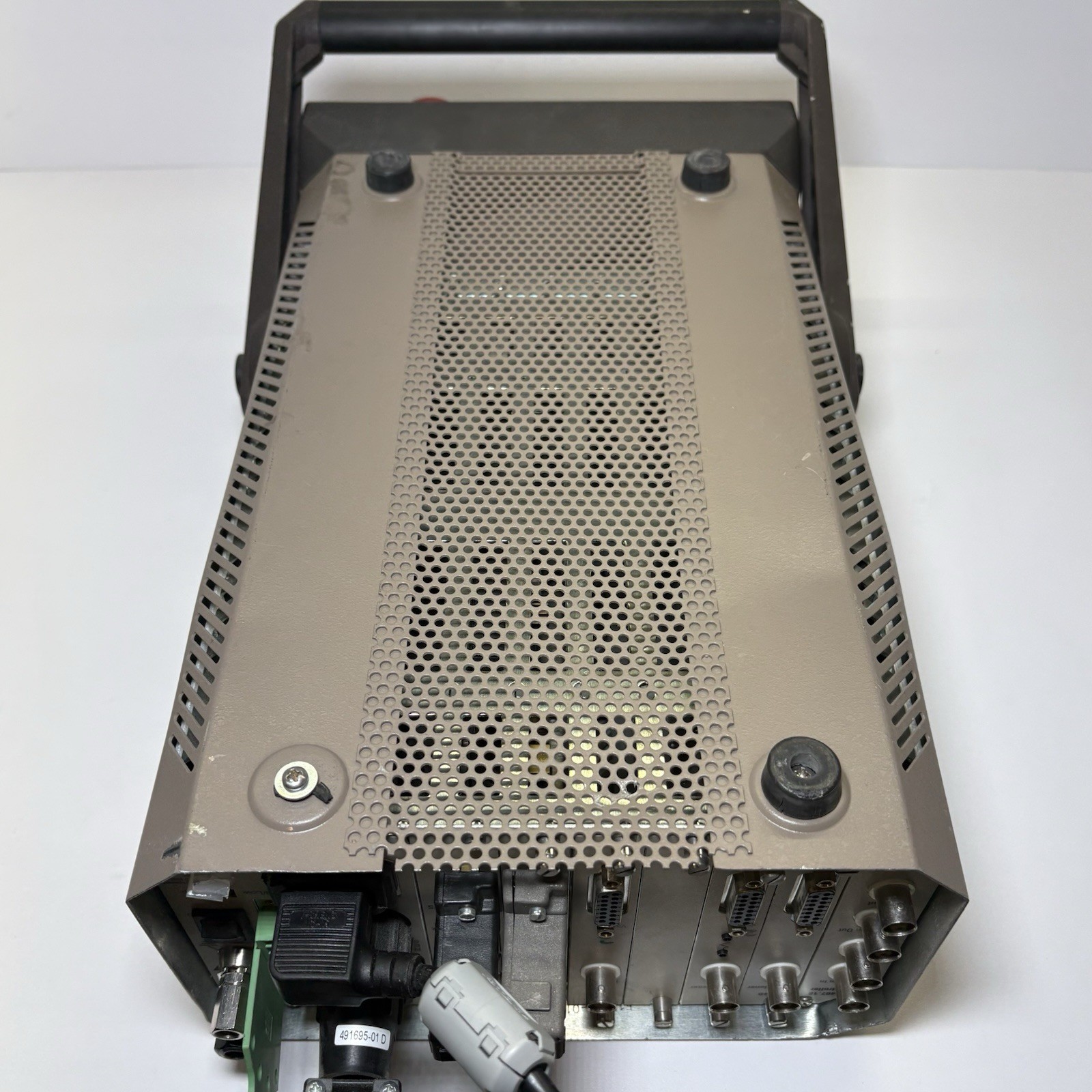 MTS 407 Hydraulic Controller Industrial Testing Equipment (Powers On)