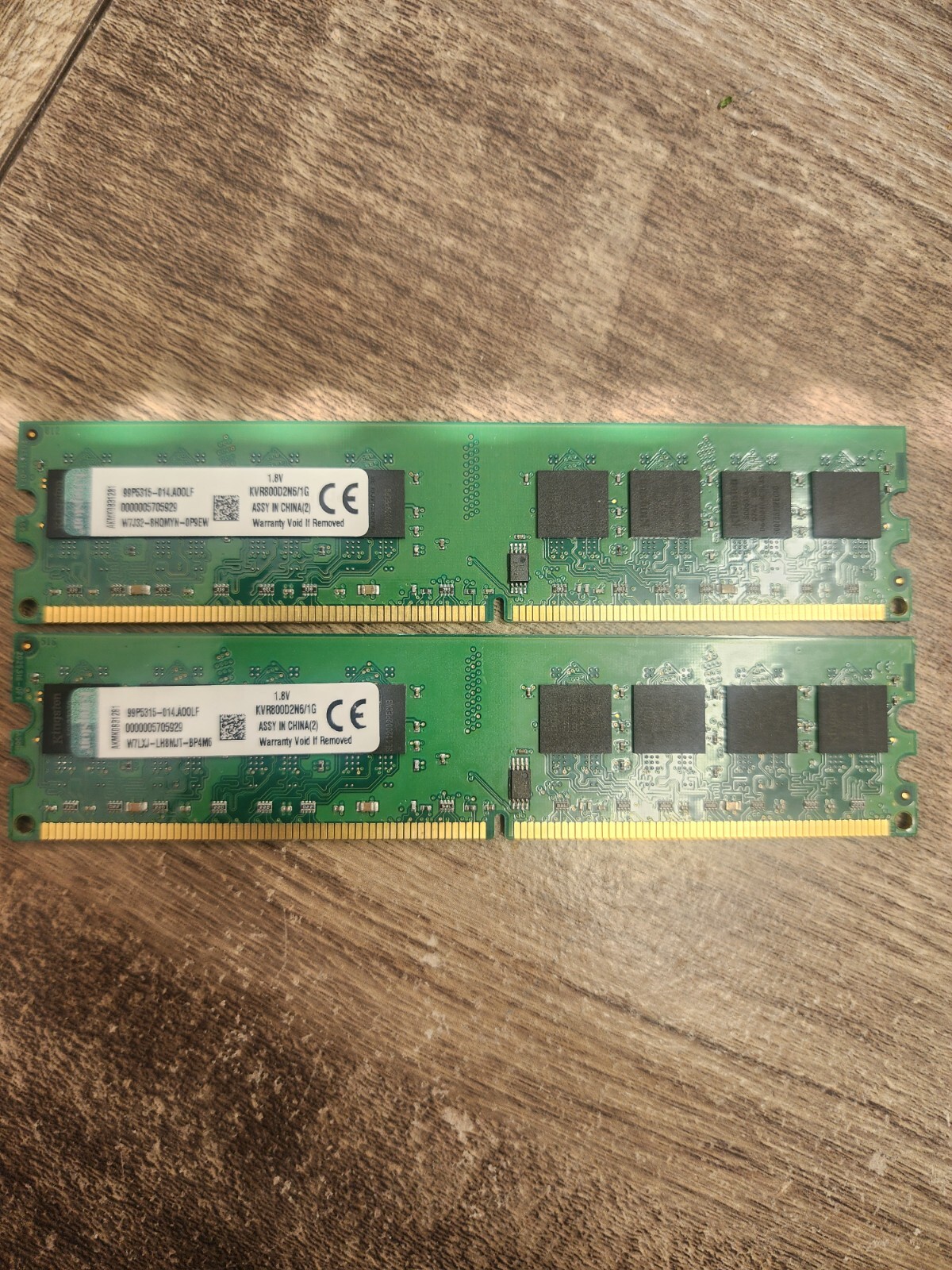 2GB (2x1GB) DDR2 PC2-4200 533MHz DIMM Kingston KVR800D2N6/1G Low Profile Memory