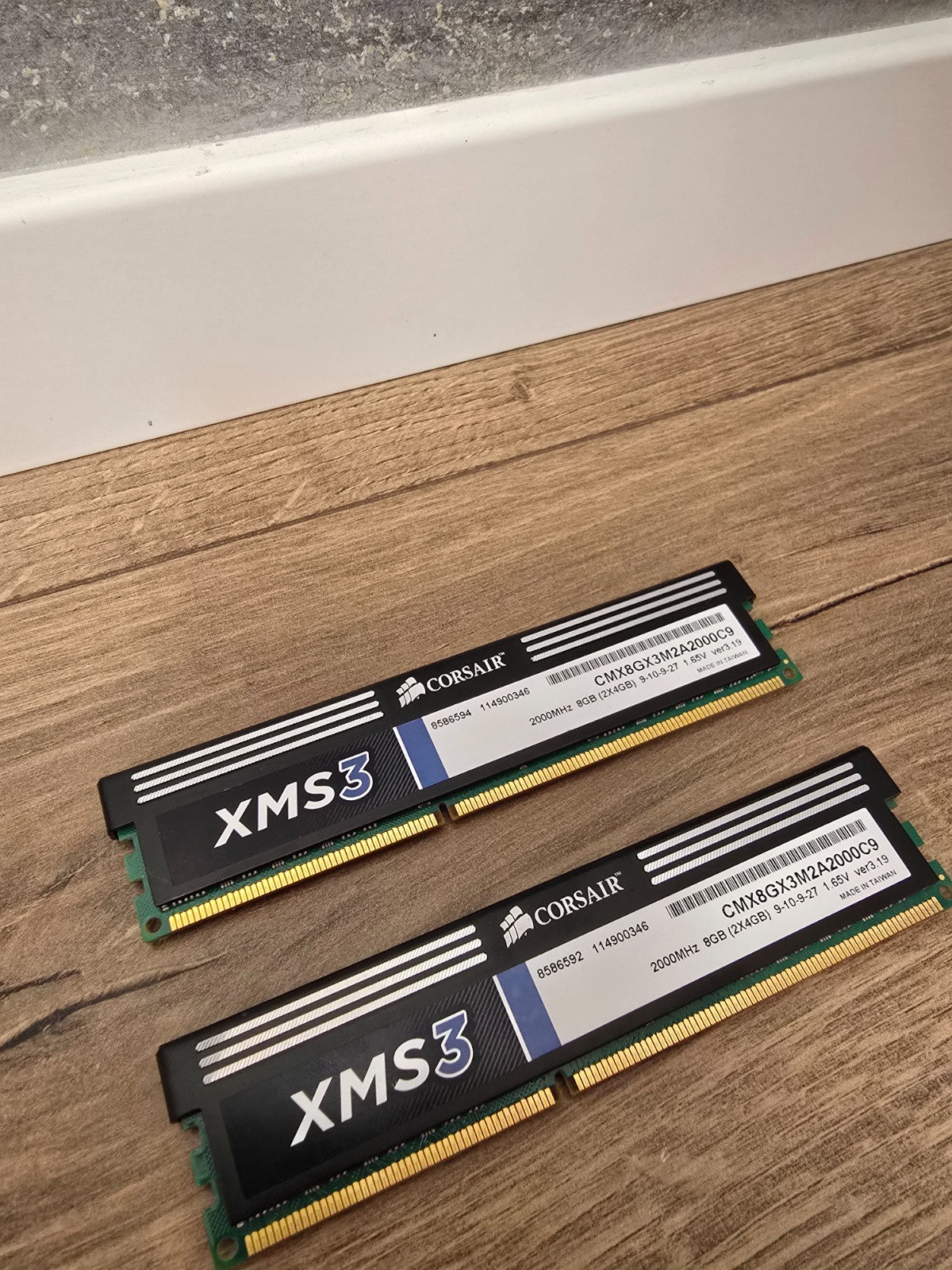 Corsair XMS3 8GB (2x4GB) DDR3 2000MHz CL9 CMX8GX3M2A2000C9 TESTED