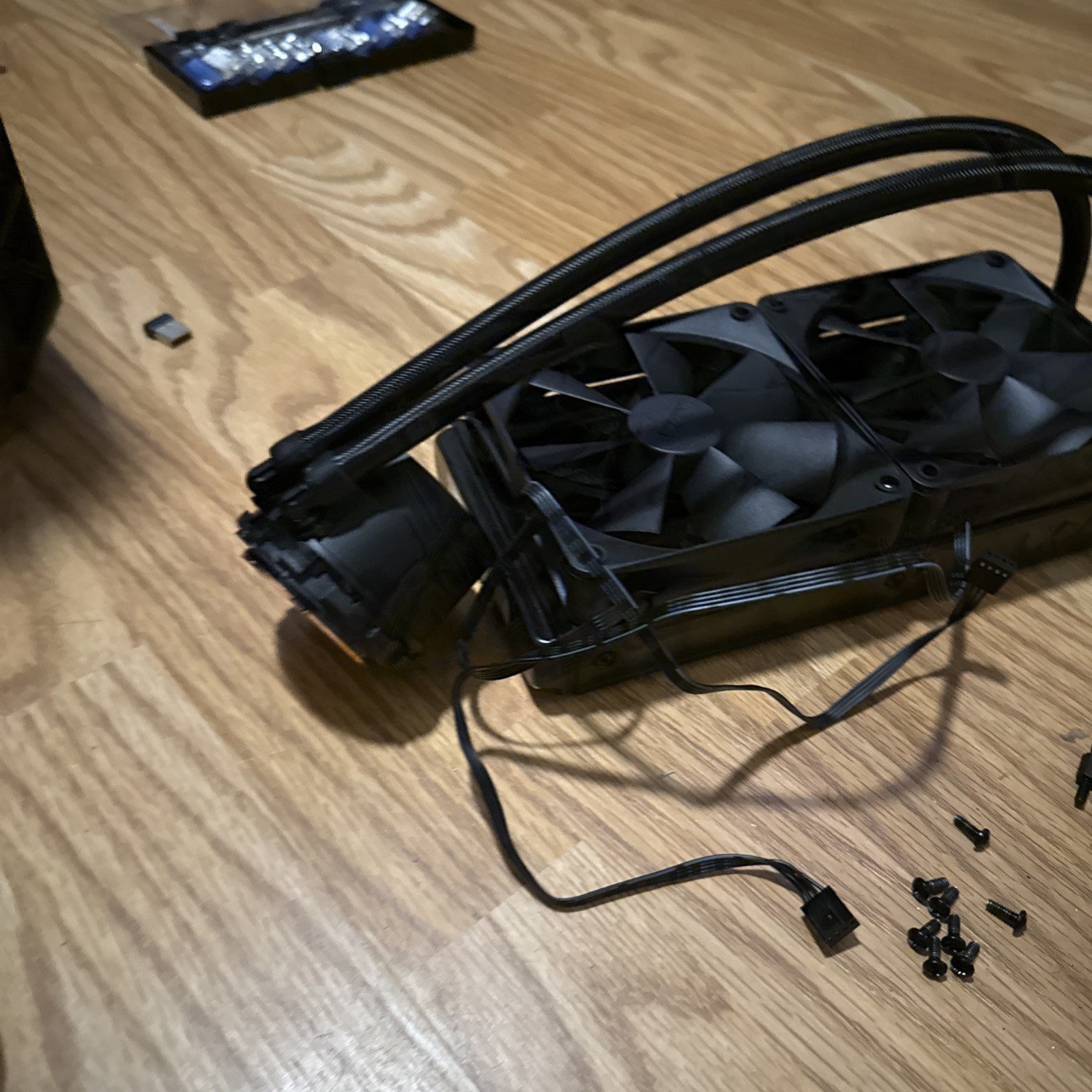 NZXT Kraken 240 2x120mm AiO Liquid CPU Cooler – Matte Black