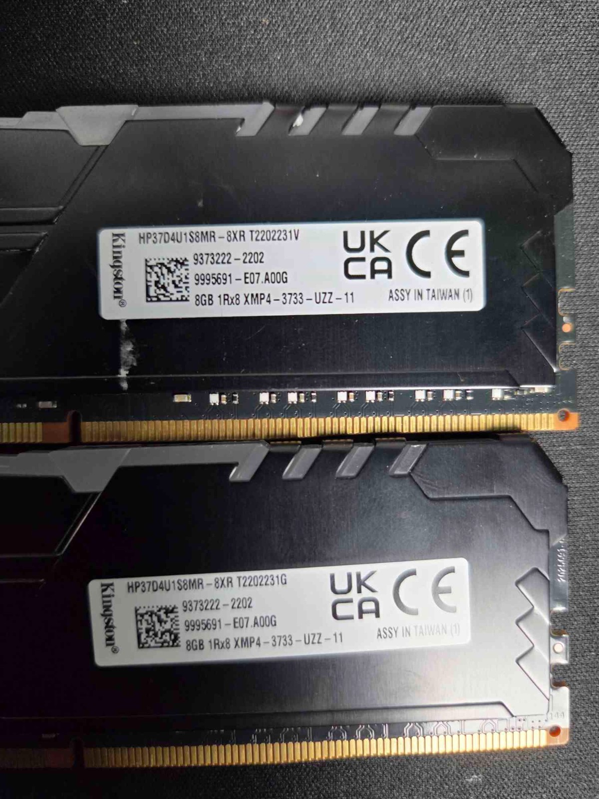 HP Kingston 16GB DDR4 3733 HP37D4U1S8MR-8XR RGB 288pin Desktop DIMM RAM