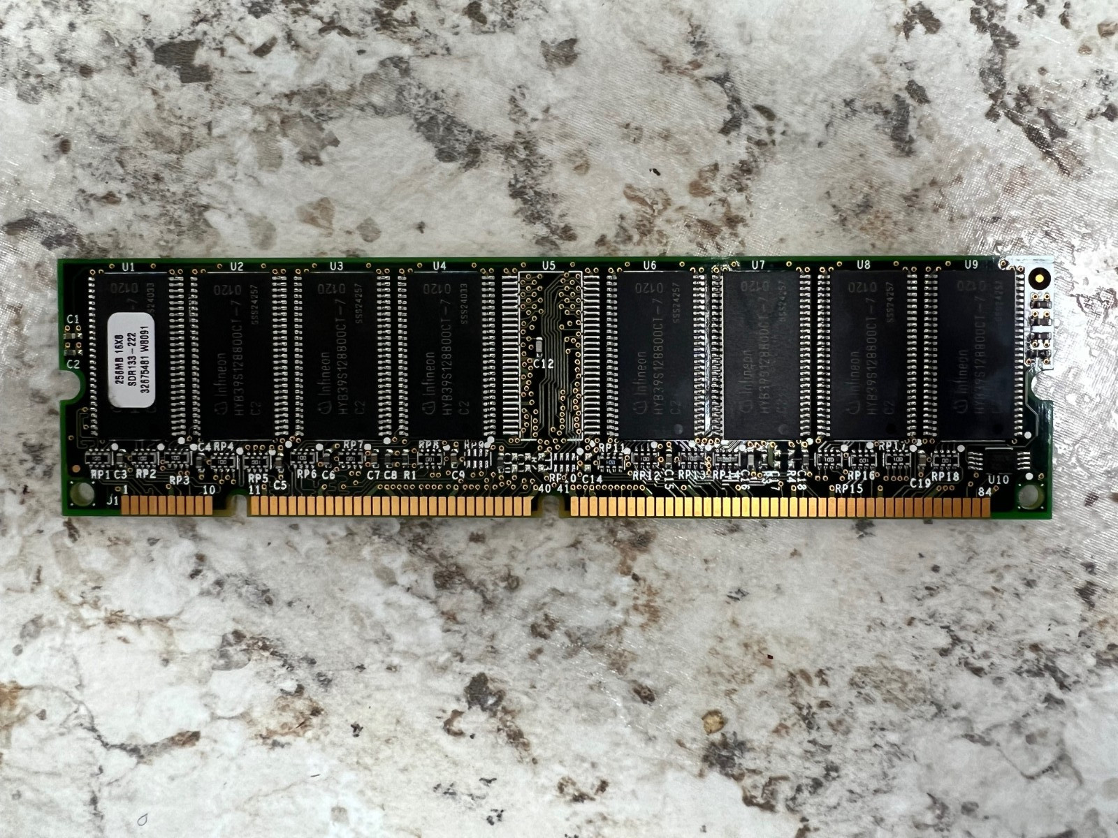 NEW OLD STOCK – Infineon 256MB PC-133 RAM Memory DIMM SDRAM PC133 SDR133-222-6L