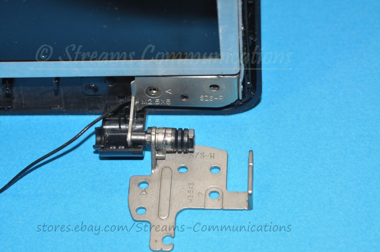 TOSHIBA Satellite P770-BT4G22 P770-BT4N22 P775 Laptop Right R LCD Hinge Bracket