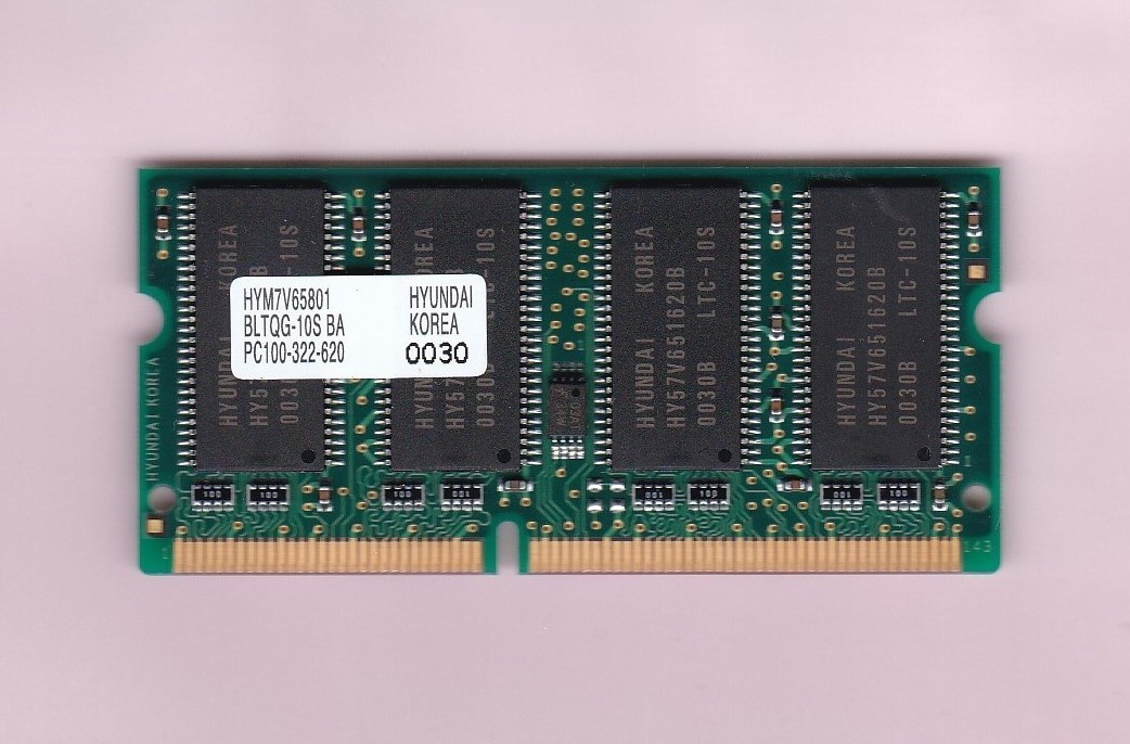 64MB PC-100 HYUNDAI HYM7V65801 BLTQG-10S BA Laptop Ram Stick PC100 SDR 3.3V CL2