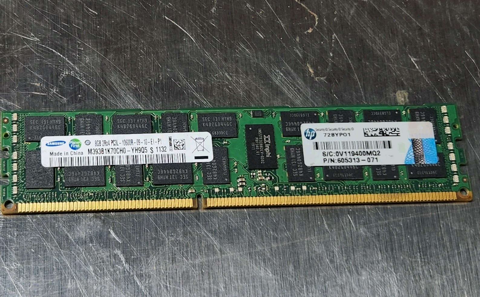 Samsung 16GB 2Rx4 PC3L-10600R-09-10-E1-P1 M393B1K70CH0-YH9Q5 Server Memory (EEC)