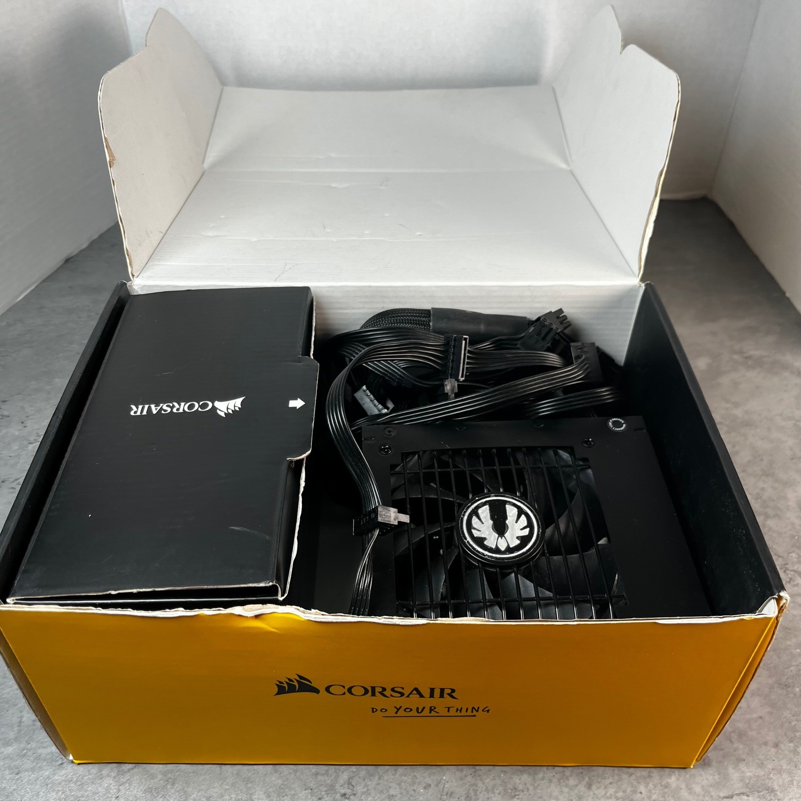 BitFenix Formula Gold 550W PSU BF550G, Corsair RM850 Modular Cables Set Open Box