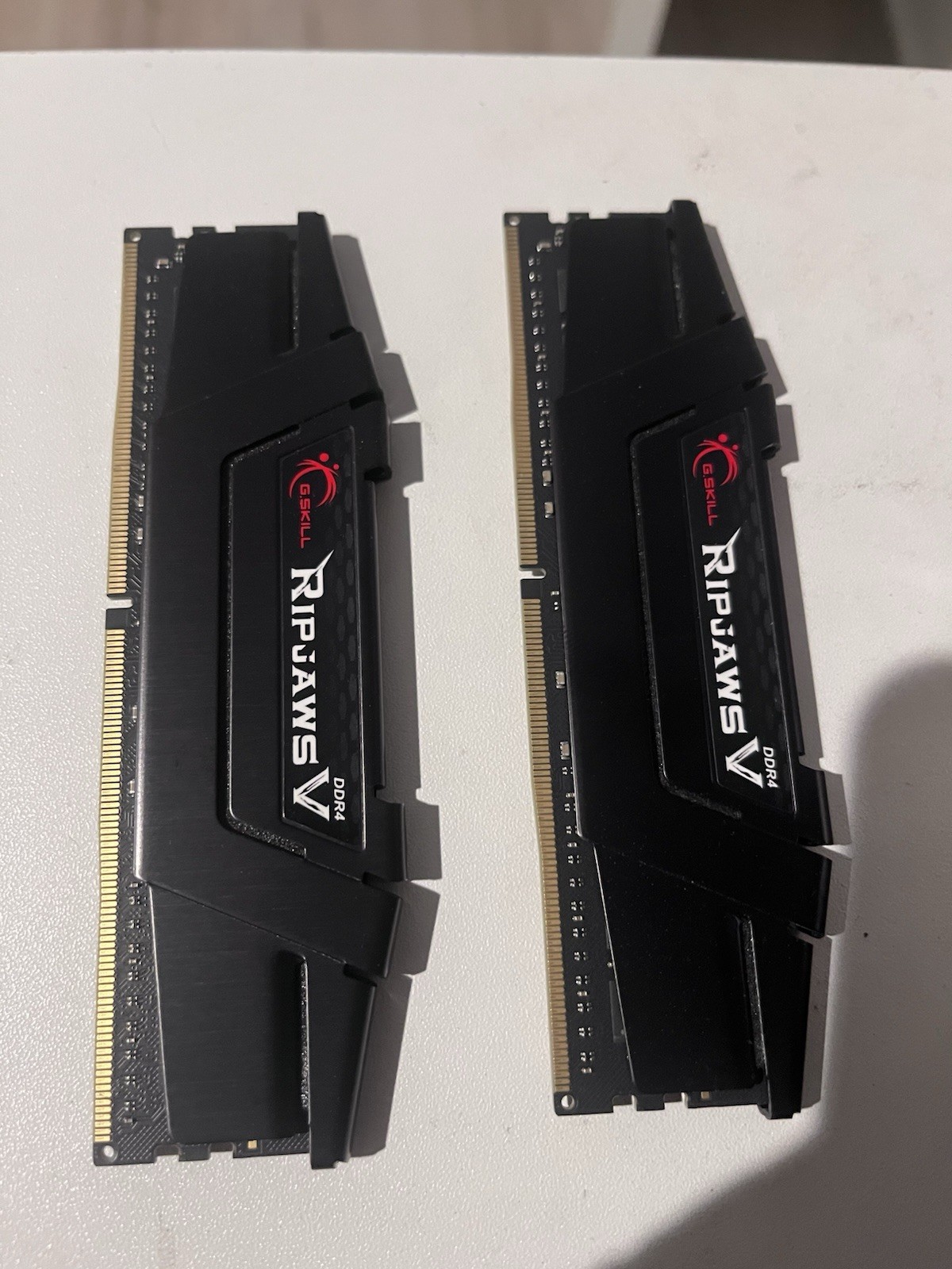 G. SKILL Ripjaws V 32GB (2 x 16GB) (DDR4-3600) Memory (F43600C18D32GVK)