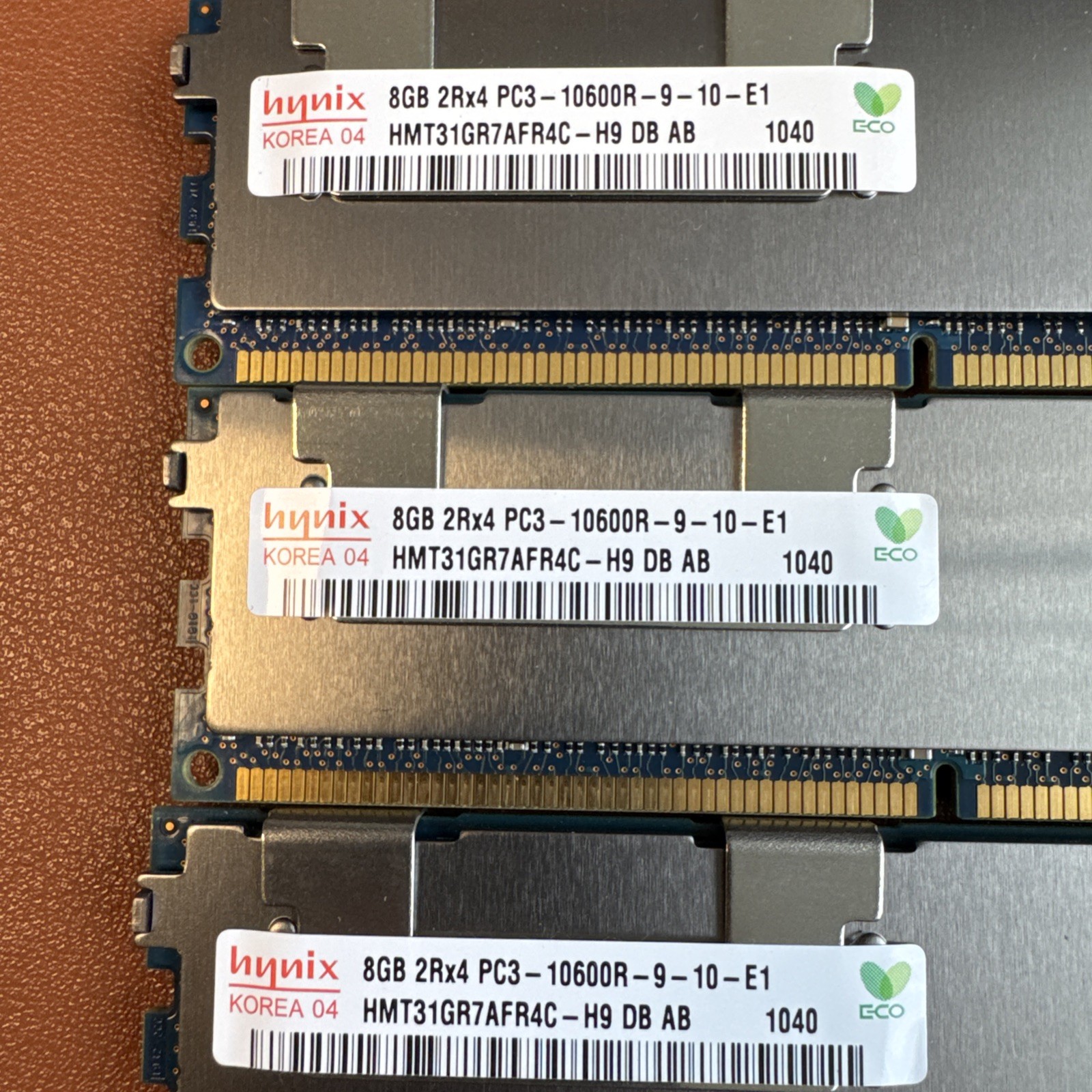 Lot of 3 8GB DDR3 1333 RDIMM PC3-10600R ECC Registered Server RAM SK hynix 2Rx4