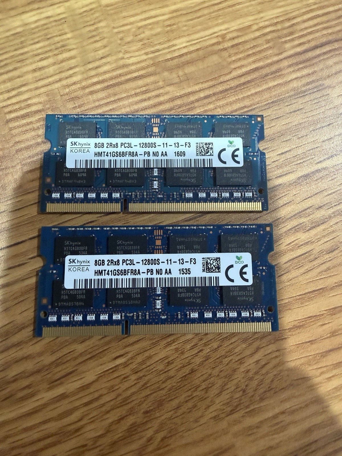 16GB(2 x 8GB) SK hynix HMT41GS6BFR8A-PB PC3L-12800S DDR3L SODIMM RAM – R268A