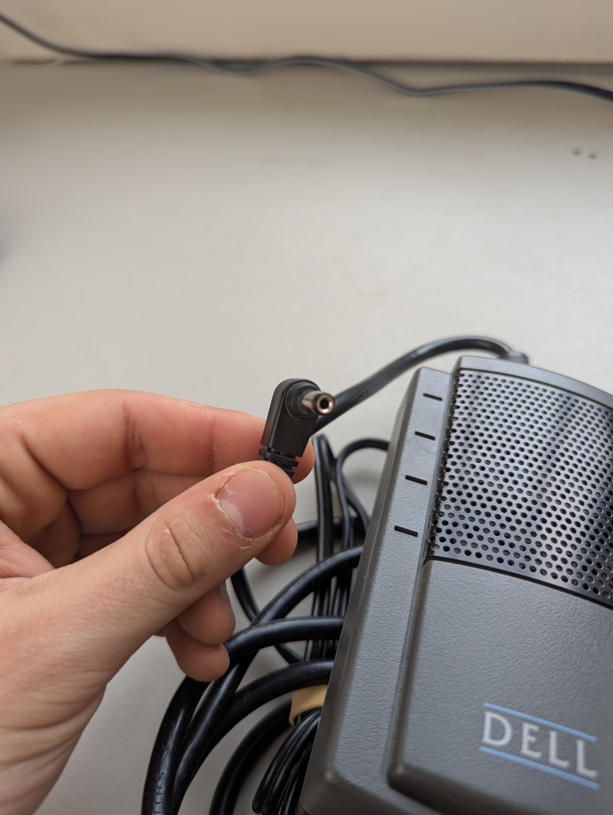 Dell APAC-1 AC ADAPTER 12V DC 2A BARREL CONNECTOR 12 VOLTS 2.0A