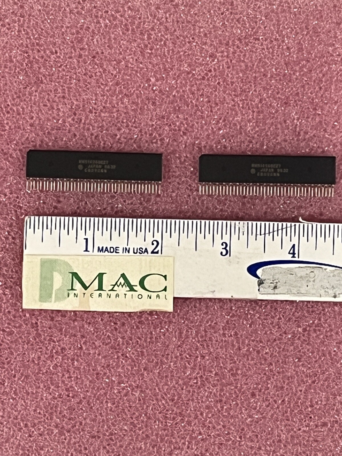 HM514260CZ-7 256K X 8 FAST PAGE DRAM 70NS 40 PIN PZIP HITACHI (LOT OF 2)
