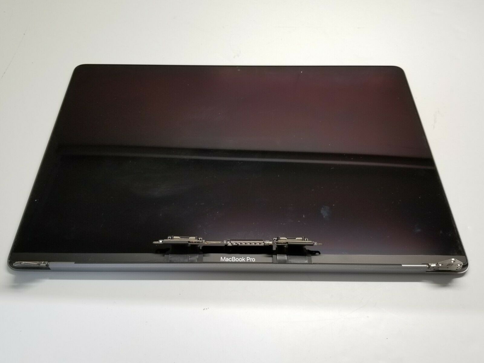 OEM Apple MacBook Pro 15″ A1707 Space Gray 2016 2017 LCD Assembly – Grade A-