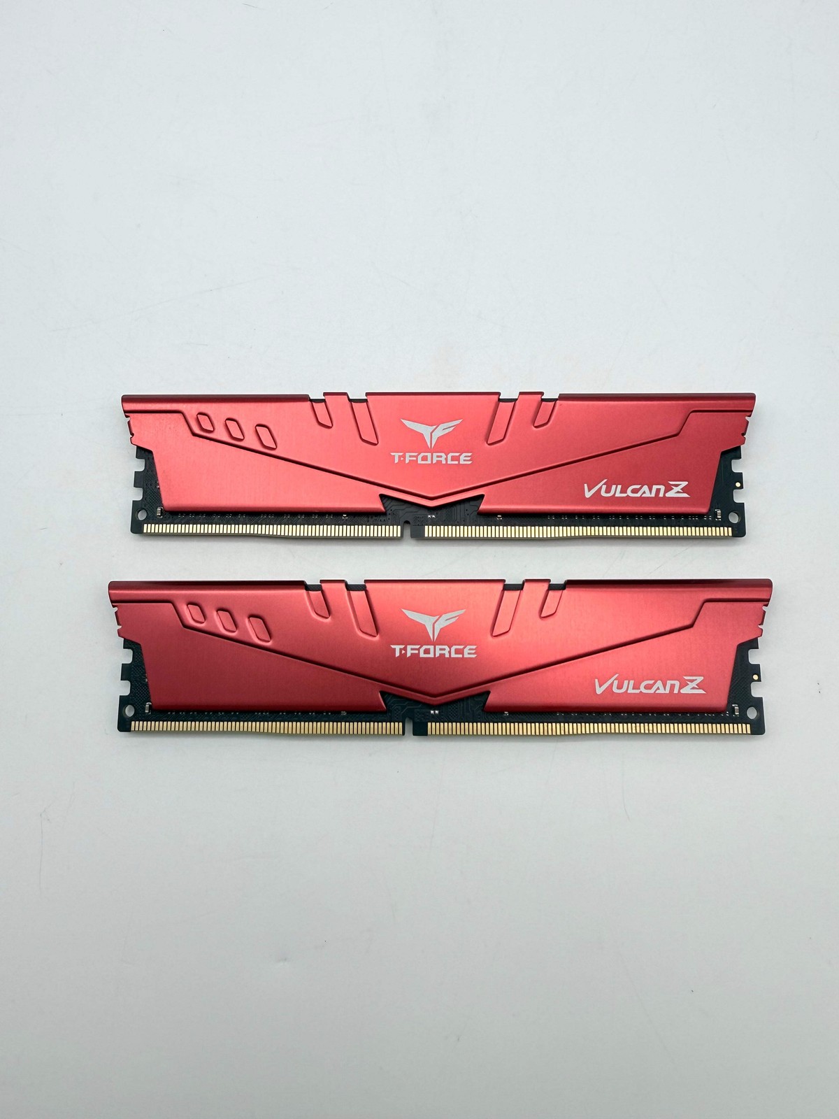 TeamGroup T-Force Vulcan Z 16GB DDR4 3200 (2x8GB) Red