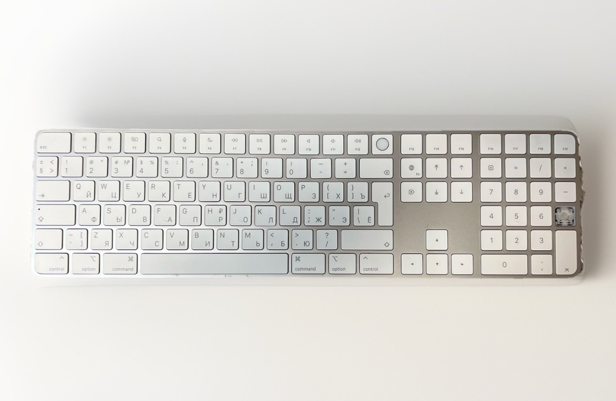Apple Magic Keyboard RUSSIAN Cyrillic Replacement White KEYCAPS KEYS (A2520)