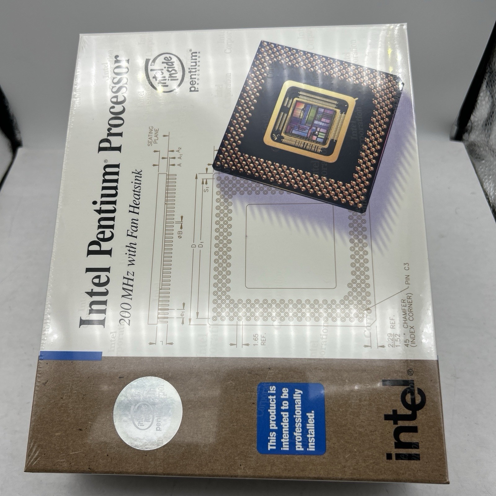 NEW Retail Box Intel Pentium Processor 200MHz CPU 1997 Collector Grade SY045