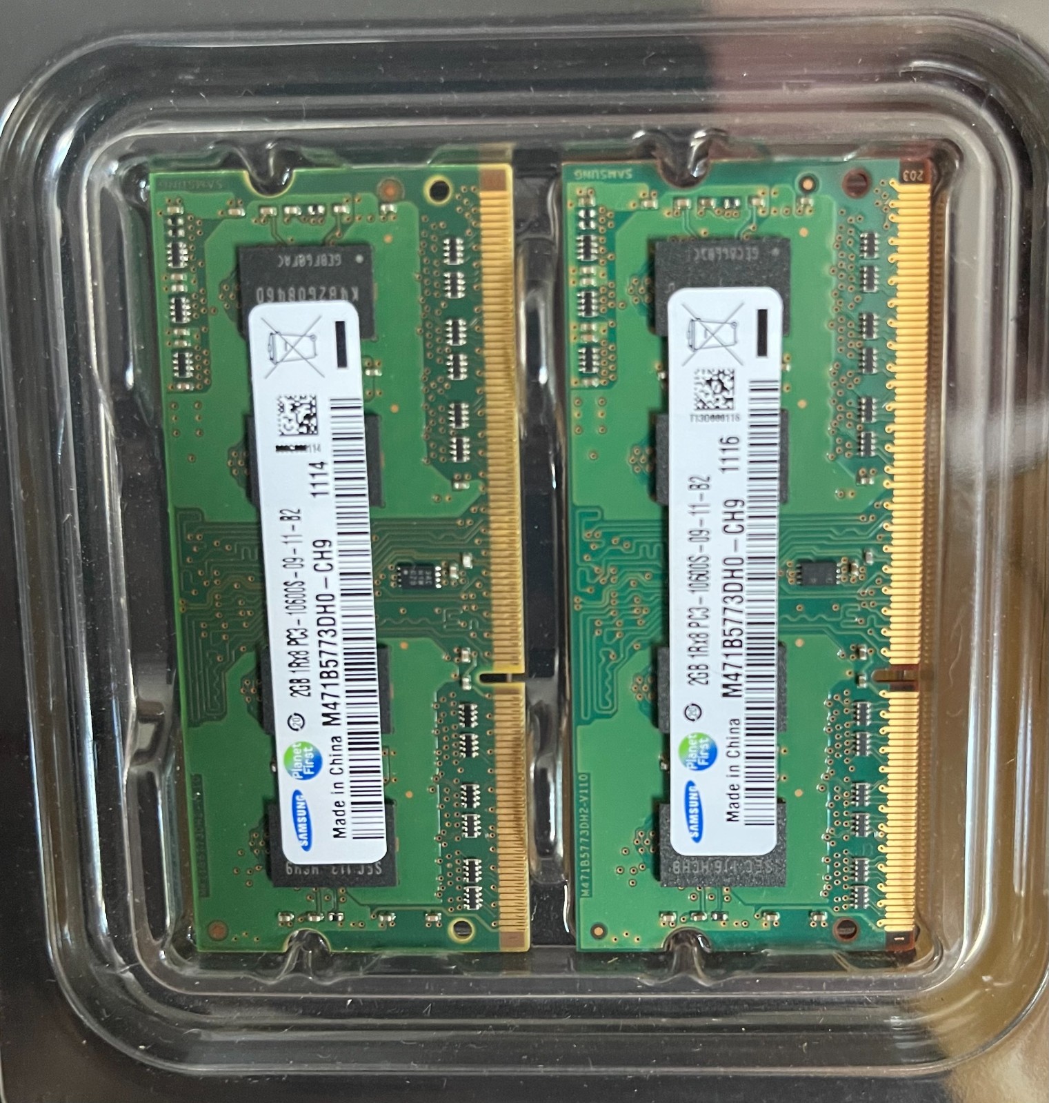 2x 2GB Sticks of RAM 1Rx8 PC3 – 10600S | SAMSUNG | Laptop RAM Lot Of 2 Gold