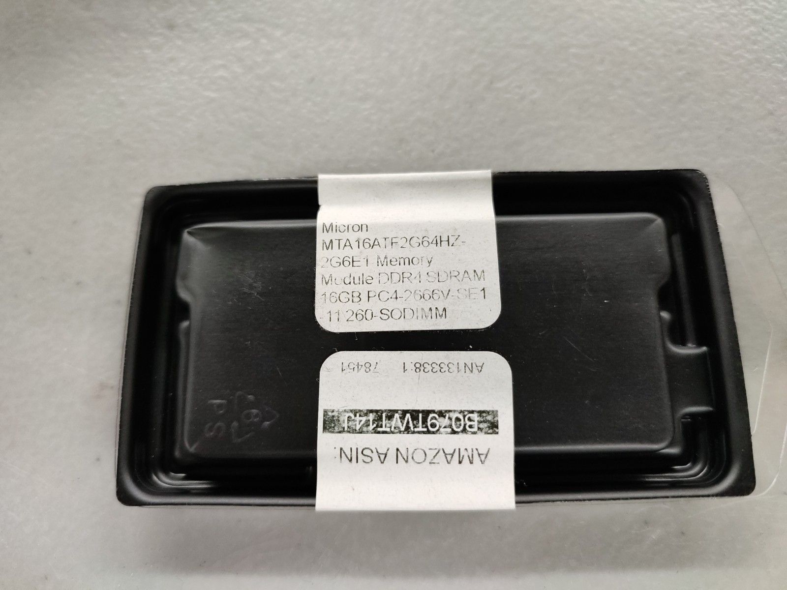 Micron 16GB (1x16GB) DDR4 PC4-2666V SODIMM Memory RAM – MTA16ATF2G64HZ-2G6E1