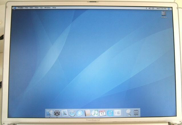 Powerbook G4 15″ A1138 1.67GHz 1440×960 HIgh Resolution LCD Display Beautiful .
