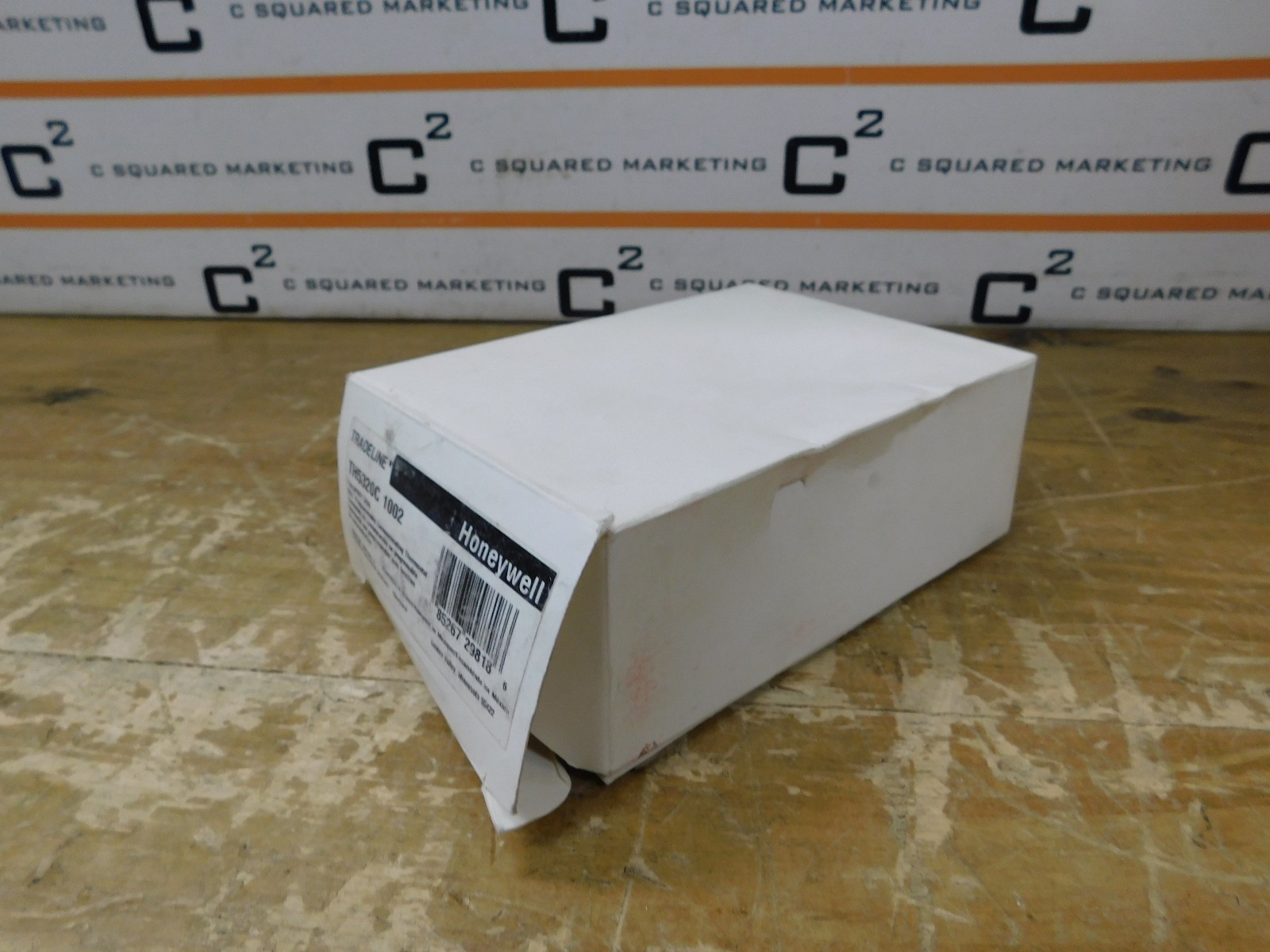 Honeywell TH5320C 1002 Non Programmable Thermostat NEW JCK