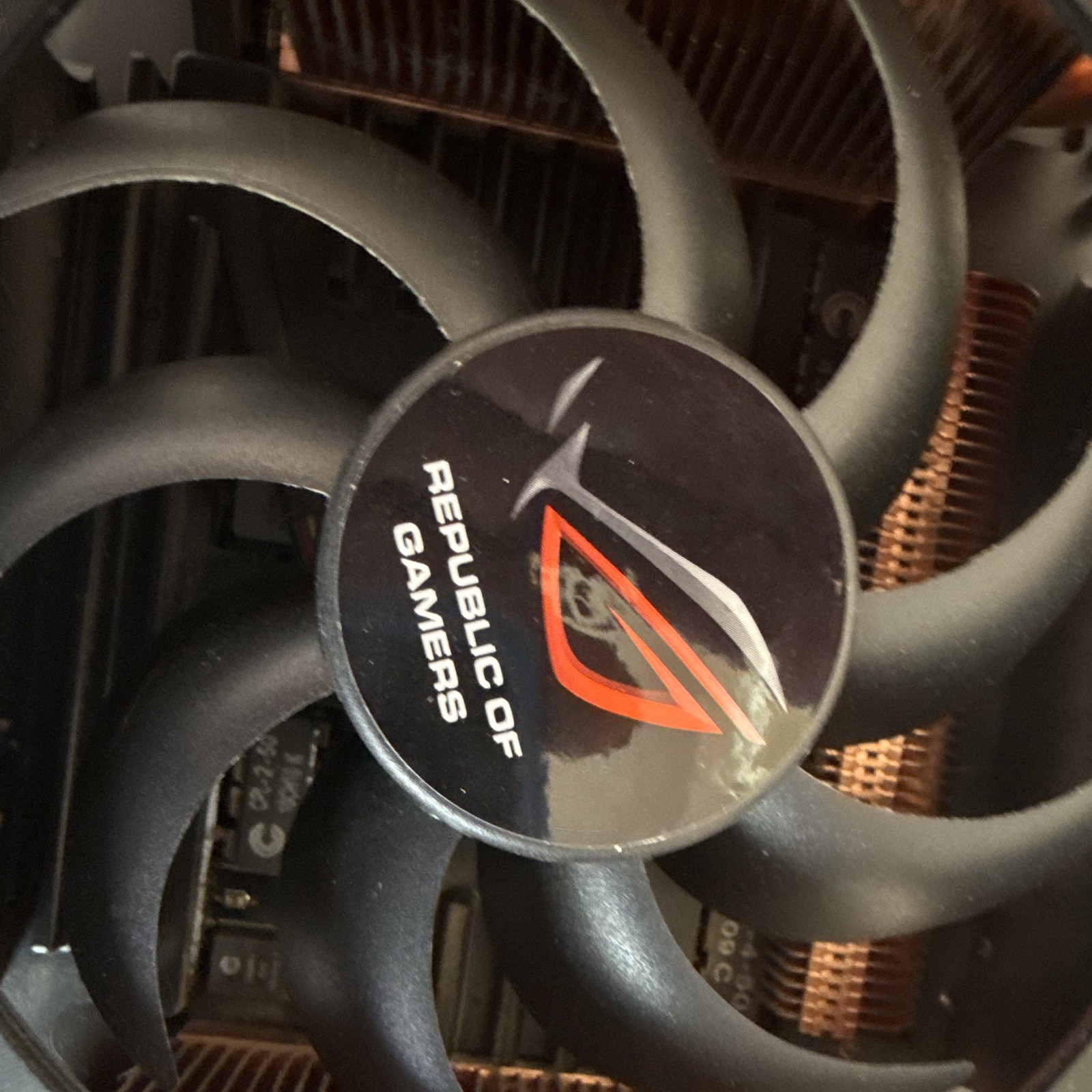 ASUS ATI Radeon HD 5900 2GB GDDR5 PCIe x16 Graphics Card Multi-Monitor