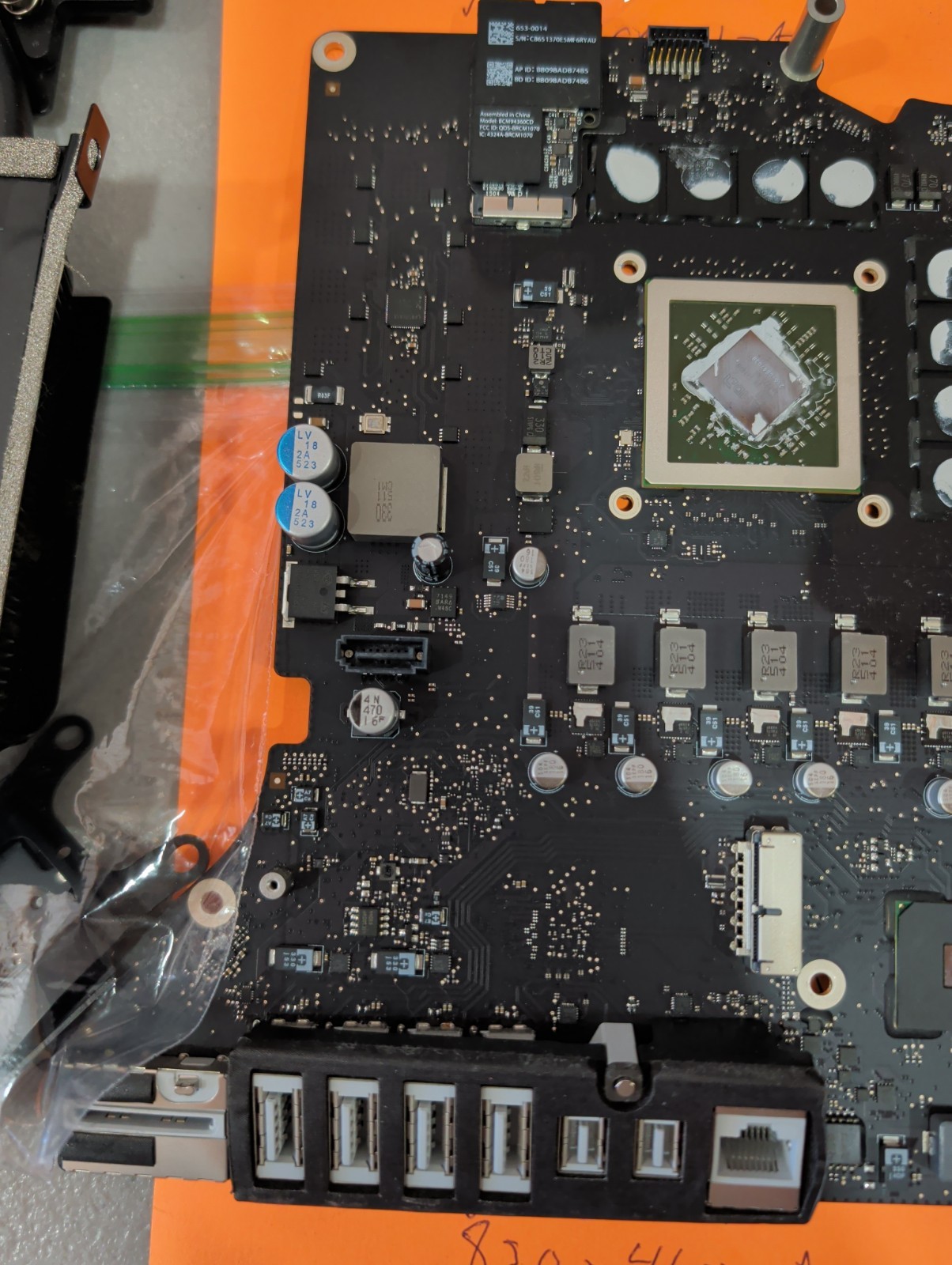 Apple iMac 27″ A1419 5K 2014 Logic Board AMD R9 M290X 2GB 820-4652-A