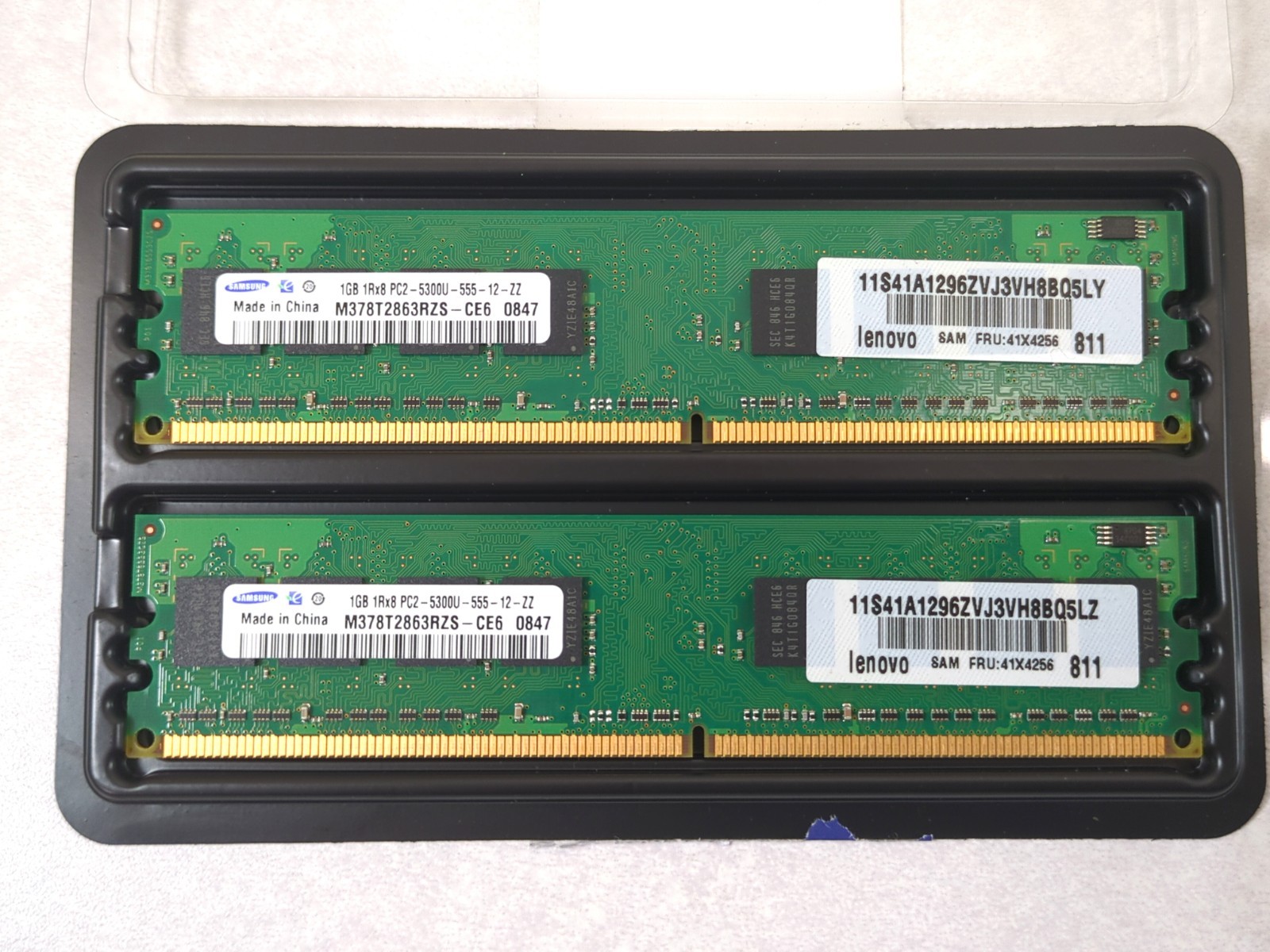 Lot of 10x DDR2 RAM Memory Sticks Samsung/Infineon – 2x 1GB, 5x 512MB, 3x 256MB