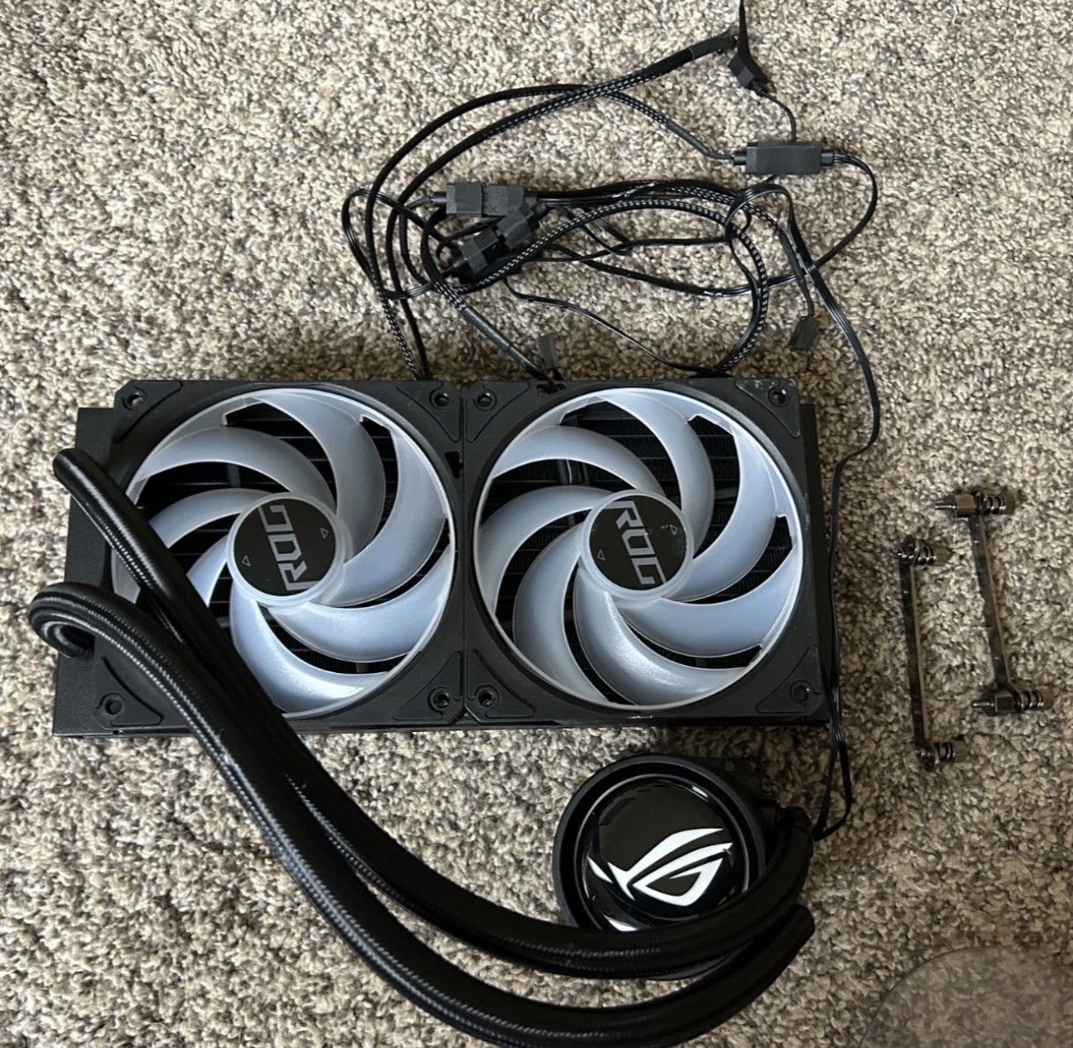 CPU Intel Liquid Cooler G700TF 240MM ASUS ROG/COOLER MASTER AIO – 13PF0560AM0611