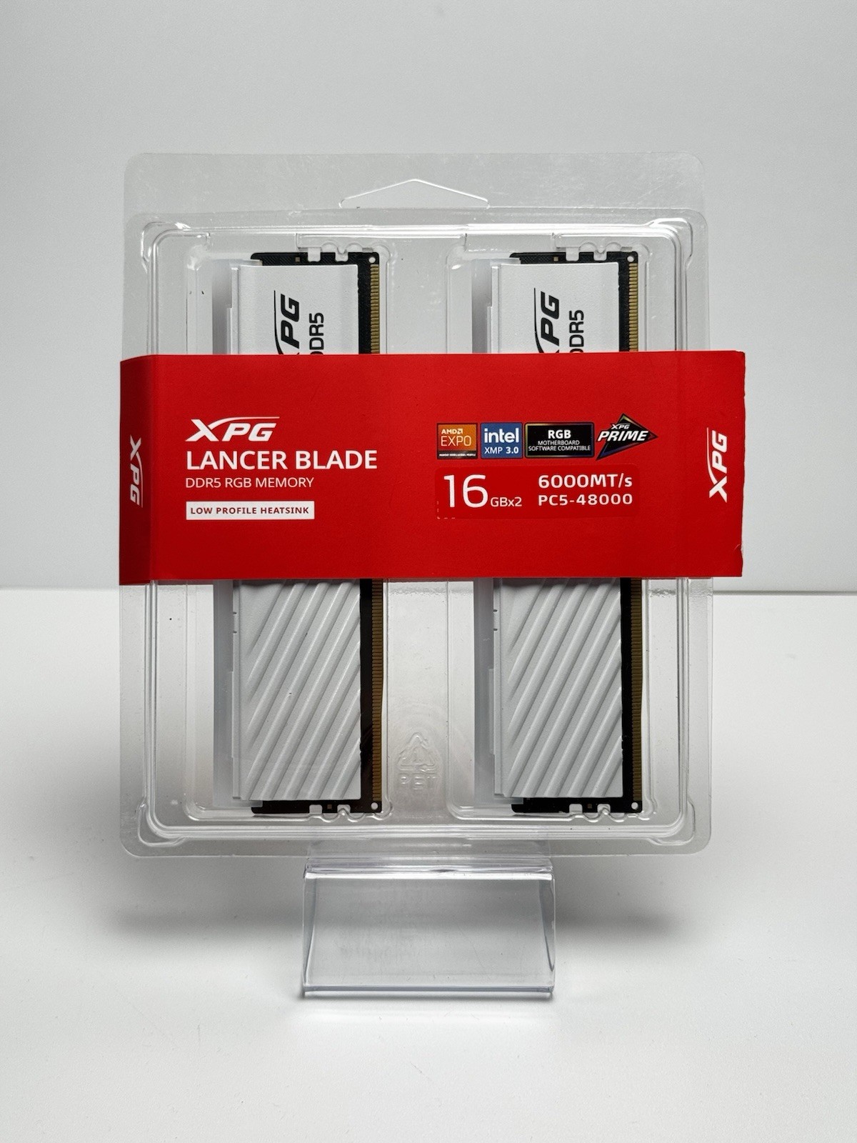 XPG LANCER BLADE RGB 32GB (2 x 16GB) DDR5 6000 UDIMM DESKTOP RAM – WHITE