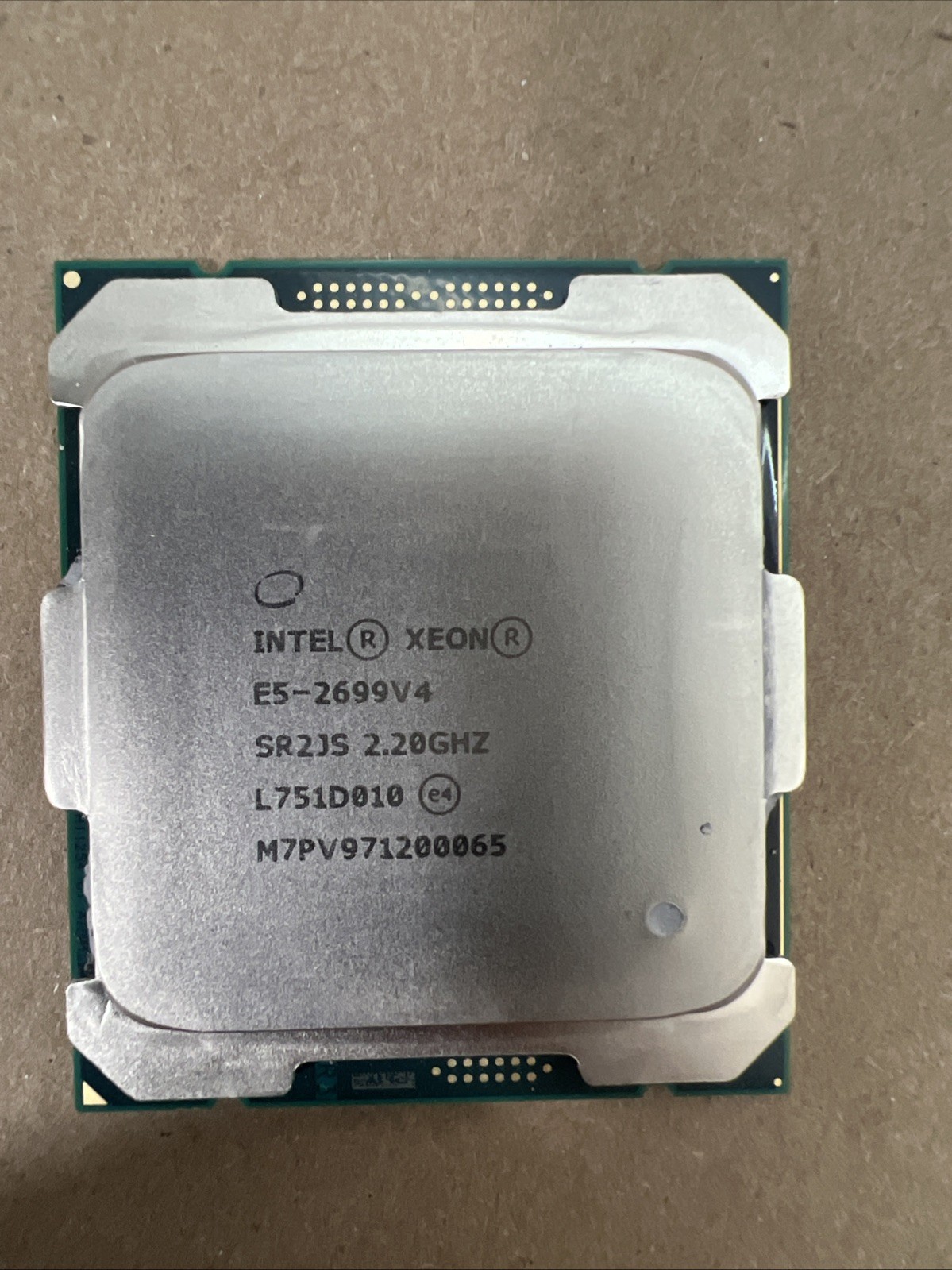 E5-2699V4 Intel Xeon Processor 55M Cache, 2.20 GHz SR2JS CM8066002022506