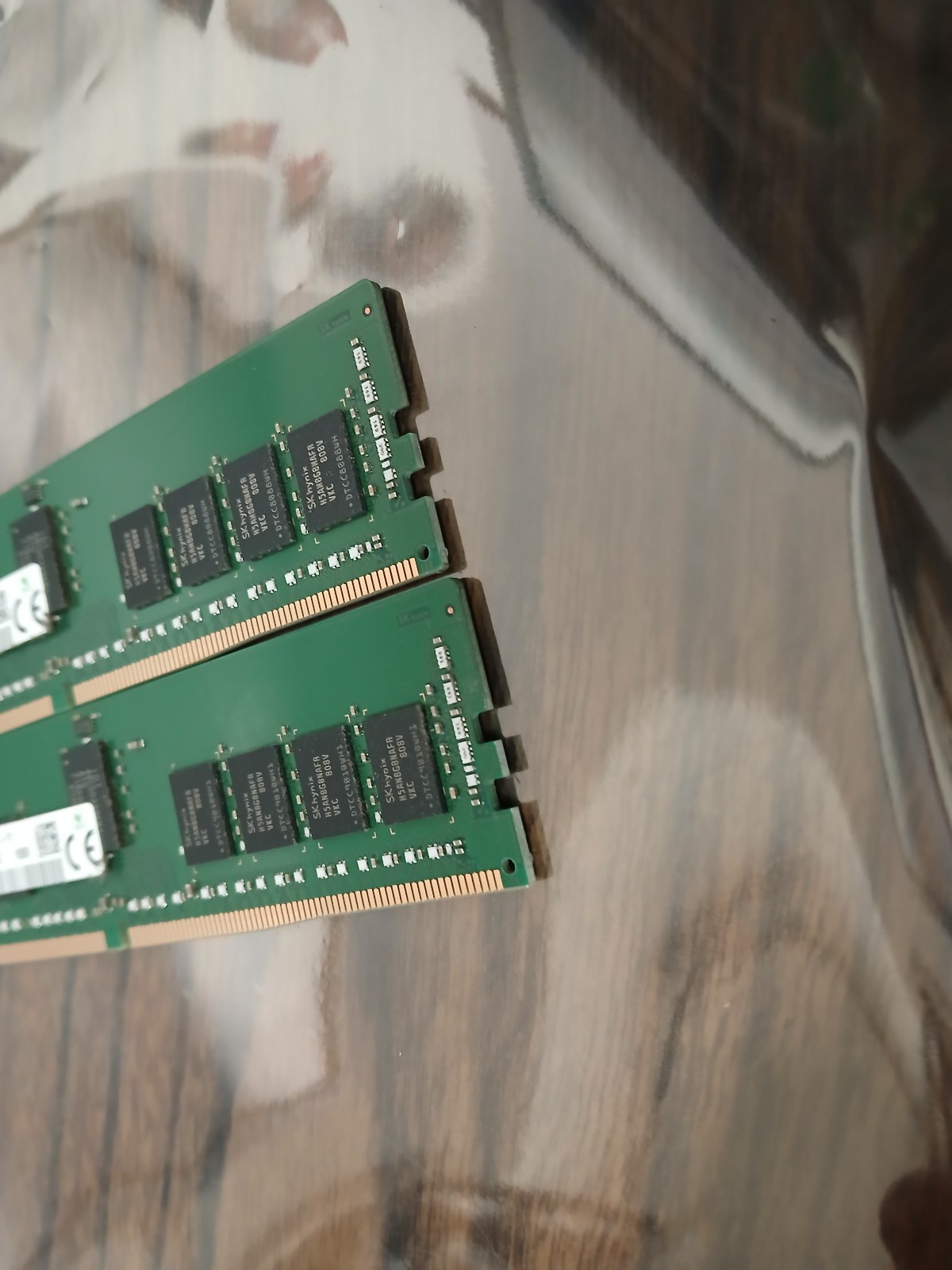 2x SK hynix Korea Registered Server RAM ECC RDIMM 16GB 2Rx8 PC4-2666V-RE1-11
