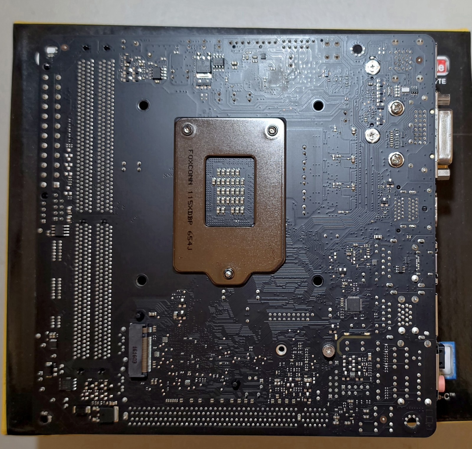 GIGABYTE GA-H170N-WIFI Mini ITX Motherboard