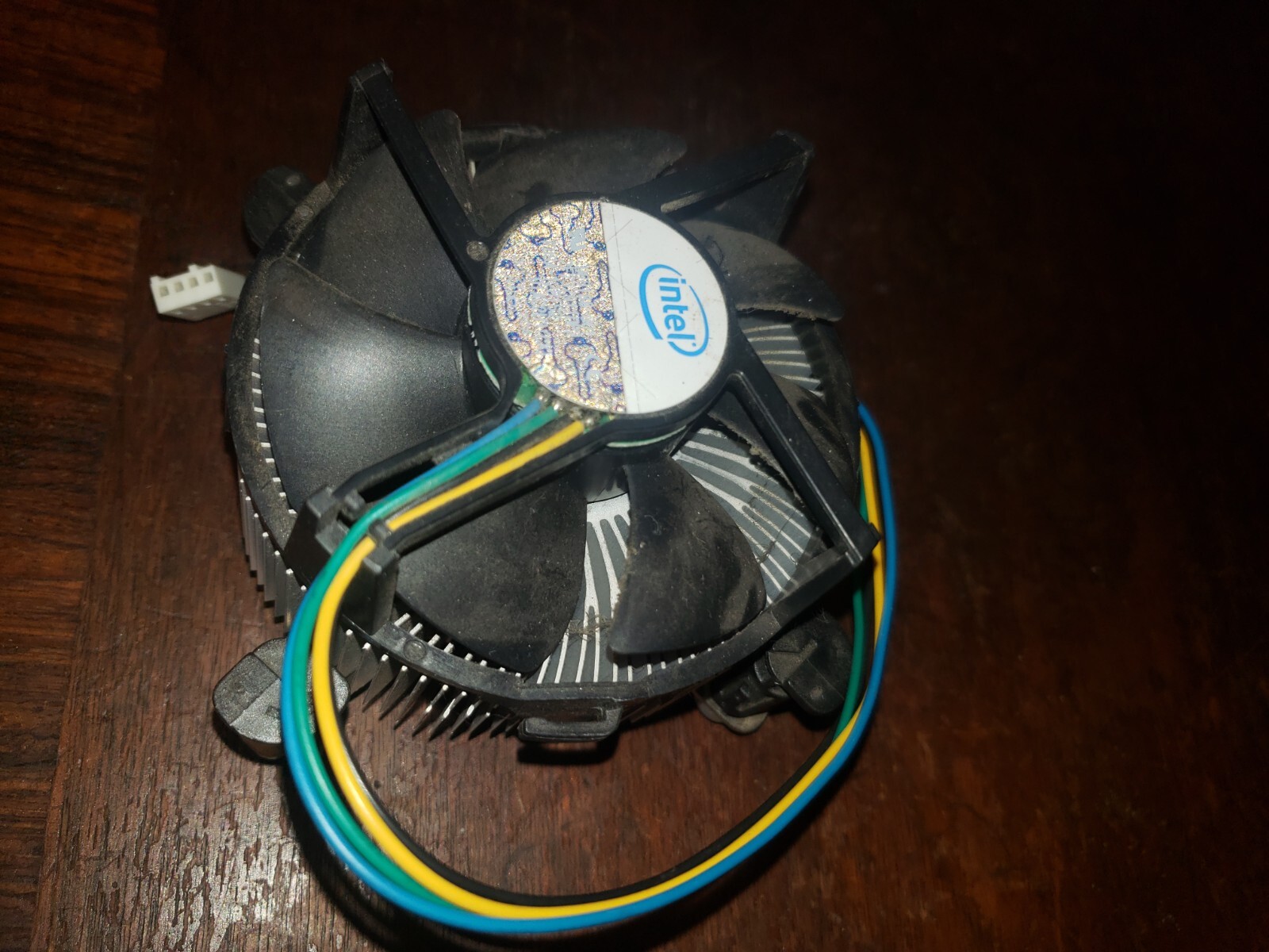intel LGA775 heat sink/fan, hole spacing 72mmx72mm, 4 wire