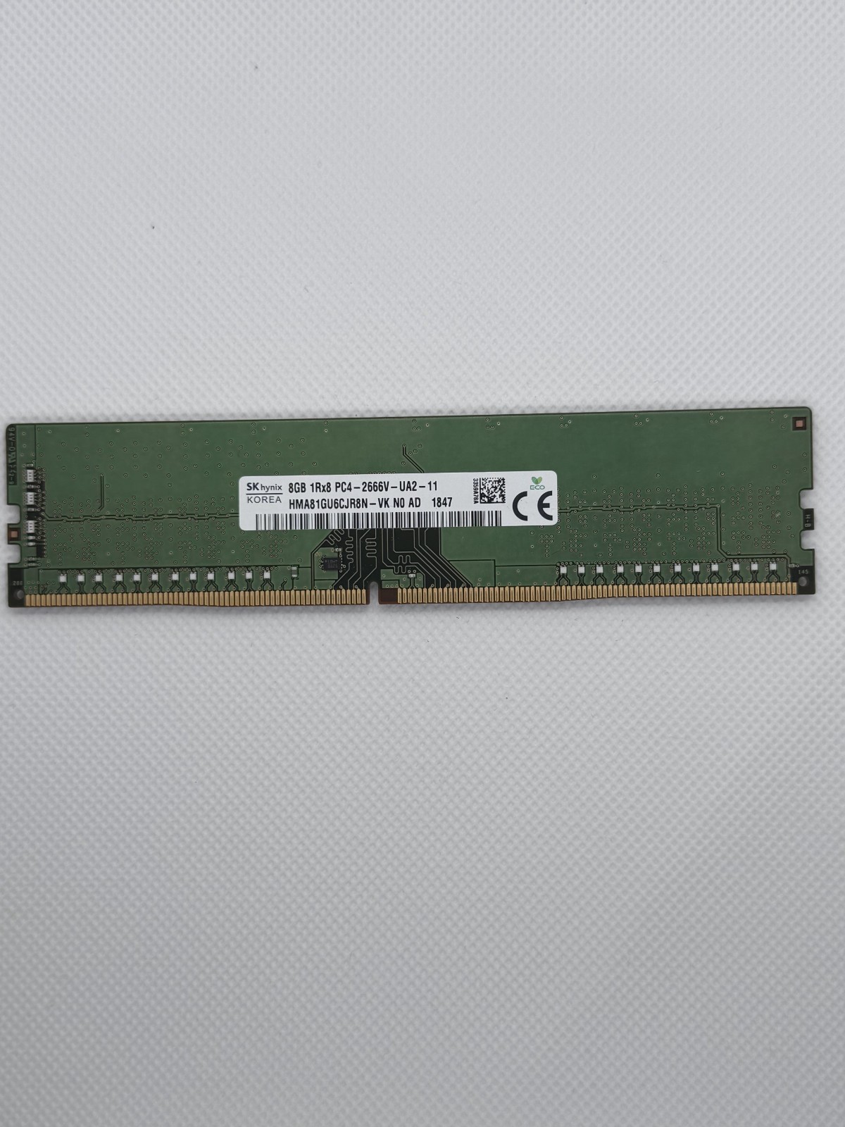 Hynix 8GB PC4-21300 DDR4-2666MHz 288-Pin DIMM 1.2V RAM (HMA81GU6CJR8N-VK)