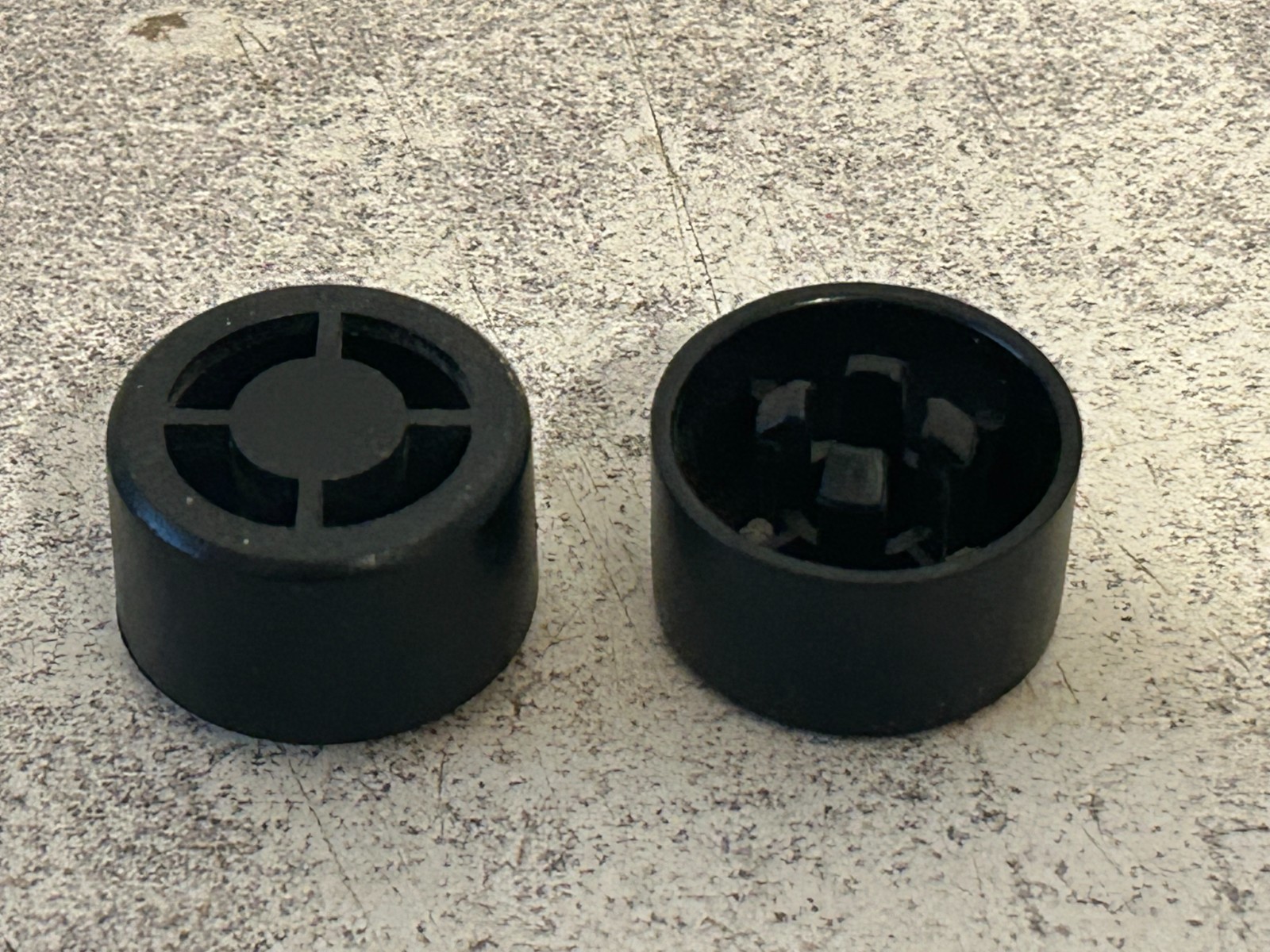OEM Lot of 2 Plastic Feet Thermaltake Versa H22 ATX Case Quick Ship