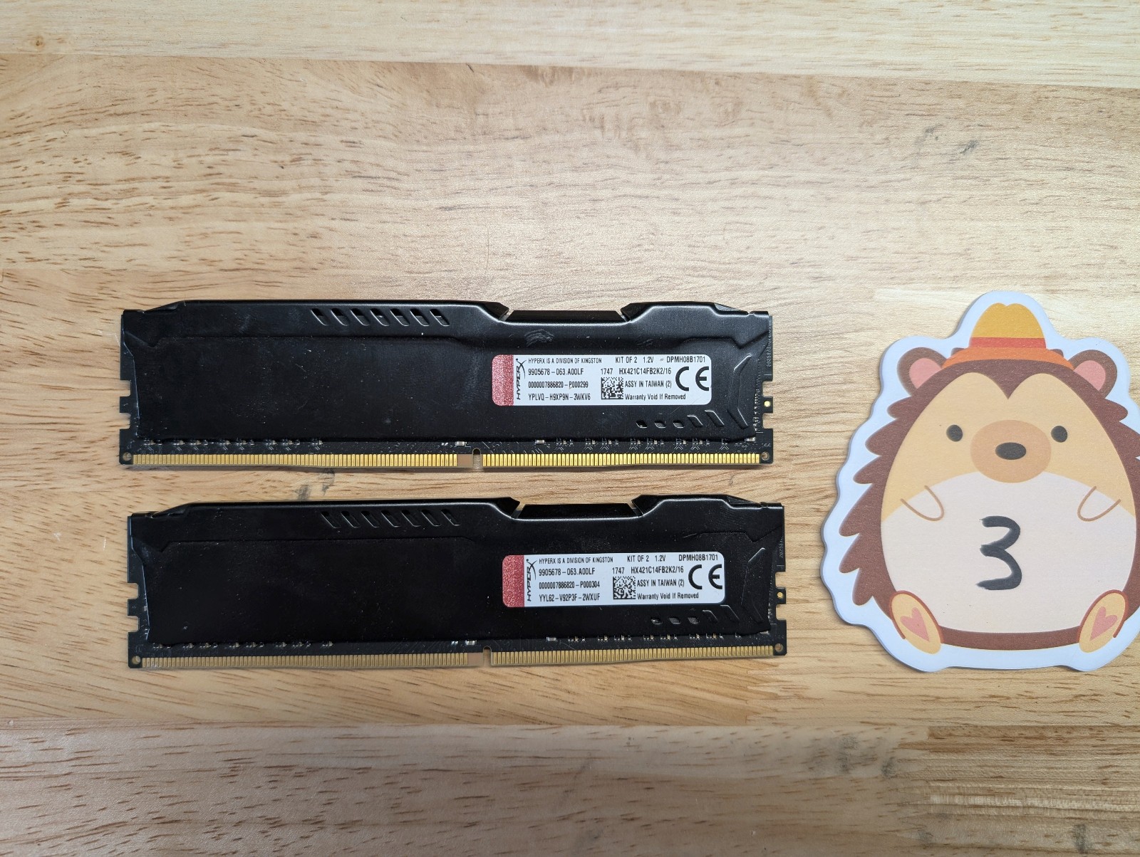 Kingston HyperX Fury Black 16GB (2x8GB) DDR4-2133 CL14 288-Pin DIMM Kit HX421C14