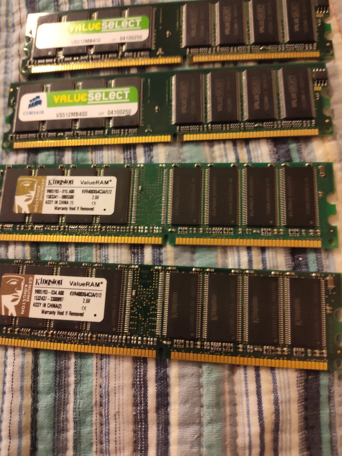Lot of 4 Desktop DDR PC3200 RAM Memory Modules 512MB Kingston ValueRAM Corsair V