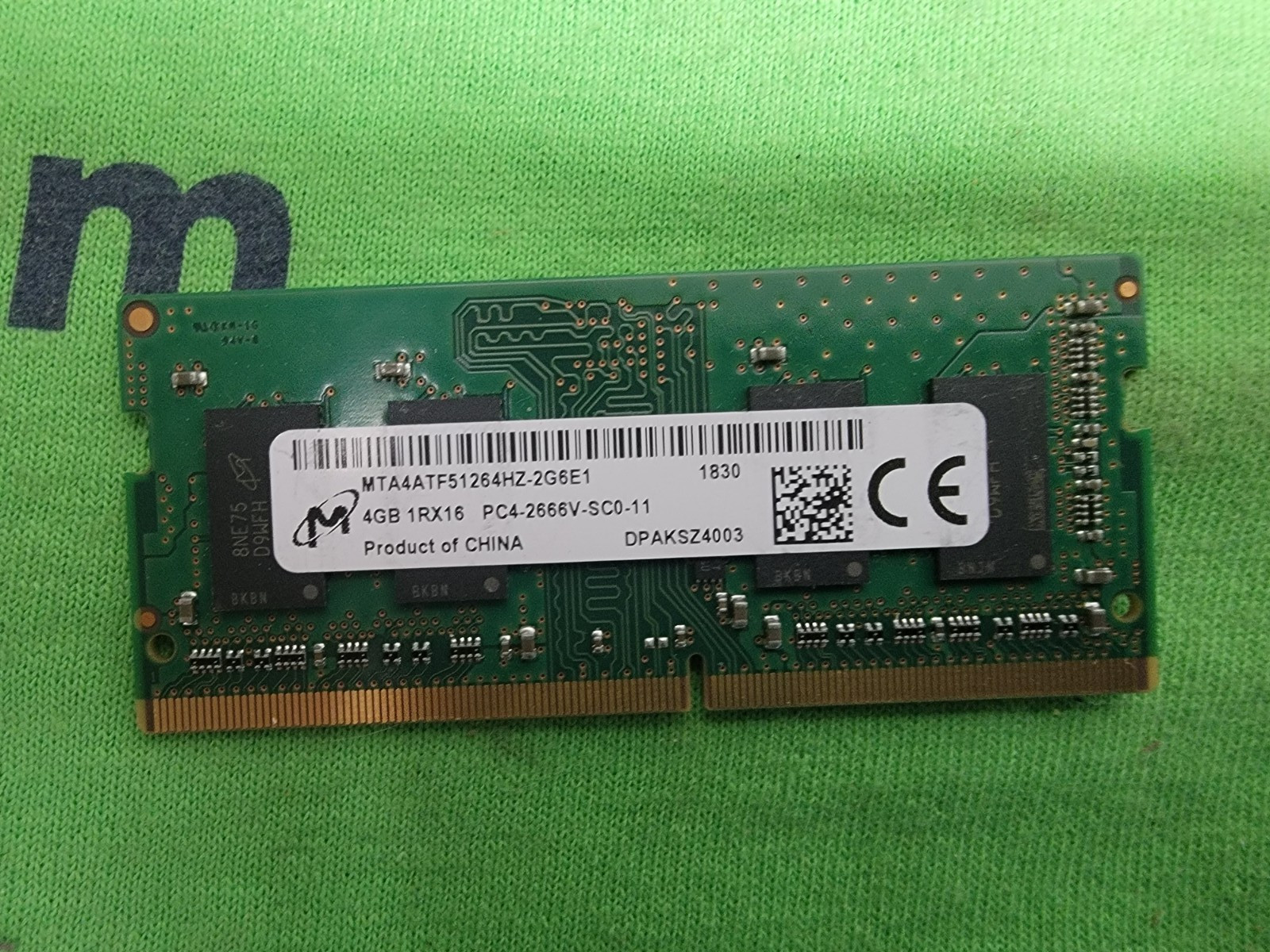 Micron 4GB DDR4 SO-DIMM 1Rx16 RAM PC4-2666V 2666MHz 260pin MTA4ATF51264HZ-2G6E1