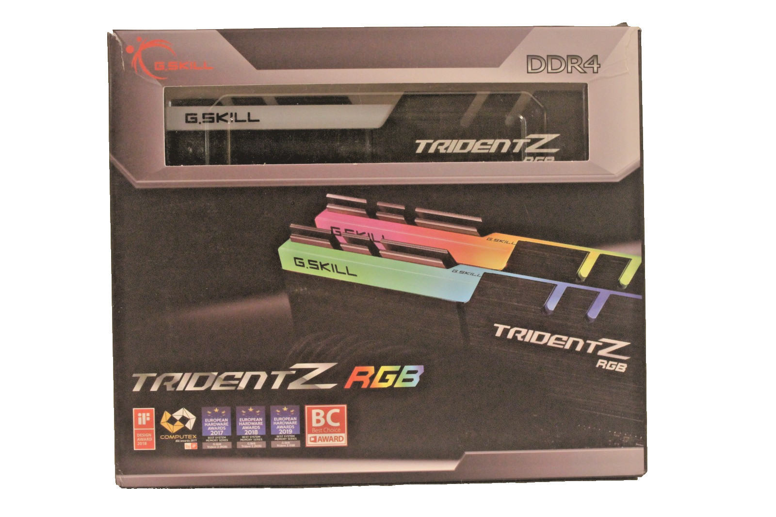 G. Skill Trident Z RGB 32GB (2x 16GB Kit) DDR4-4000 XMP DIMM/ F4-4400C18D-32GTZR