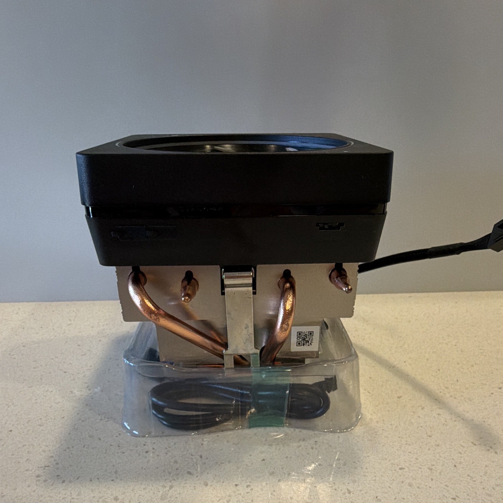 AMD CPU Fan w/ Heatsink Black Copper Base, Heatpipes Aluminum Plastic