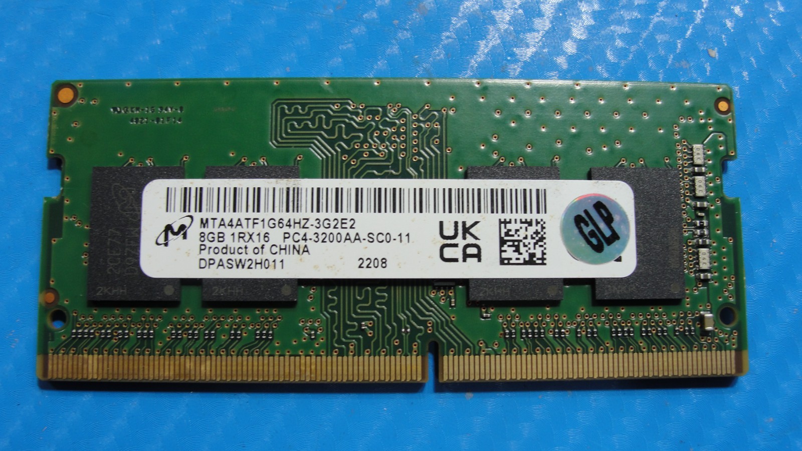 Dell 14 7420 Micron 8GB 1RX16 PC4-3200AA Memory RAM MTA4ATF1G64HZ-3G2E2