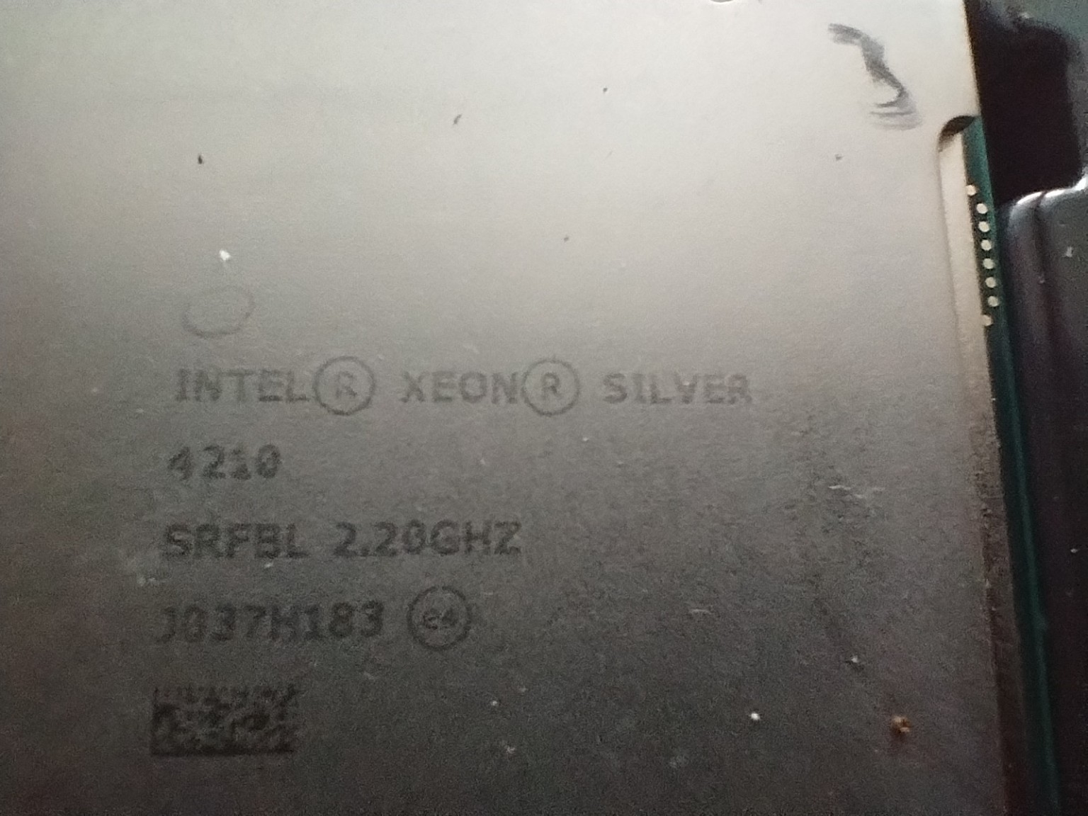 Intel Xeon Silver 4210 SRFBL 2.2GHz 10 Cores 2.20GHz Socket 3647 FROM UPGRADE