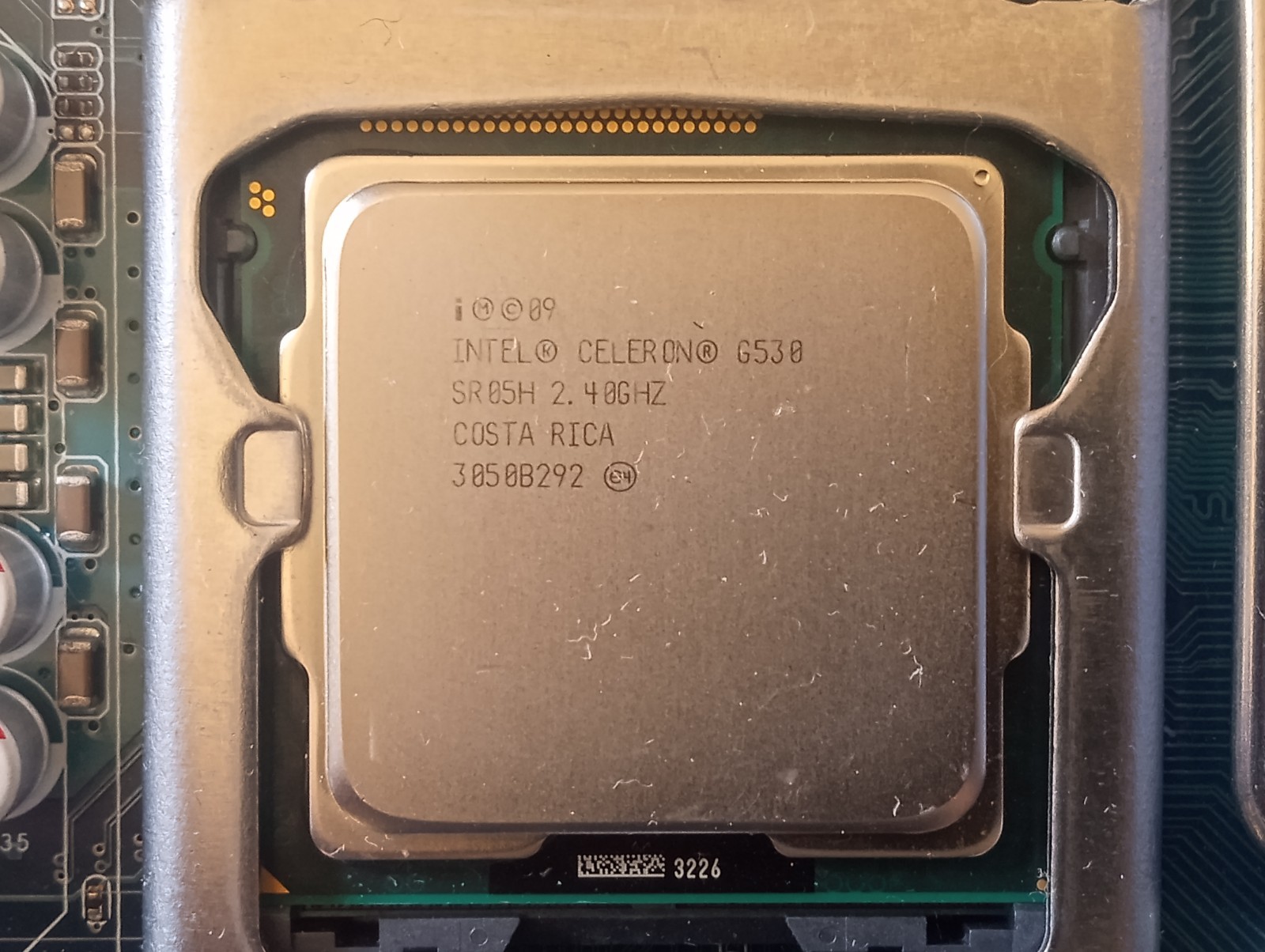 Intel DZ68DB Main Board with Intel i5-2500, 4x XMS3 DDR3