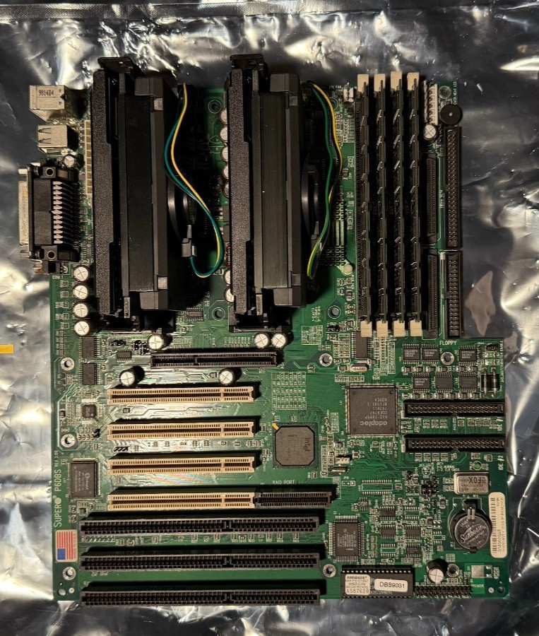 SuperMicro P6DBS Motherboard w/ Dual 550 MHz Pentium IIIs, 512MB RAM, Matrox G45